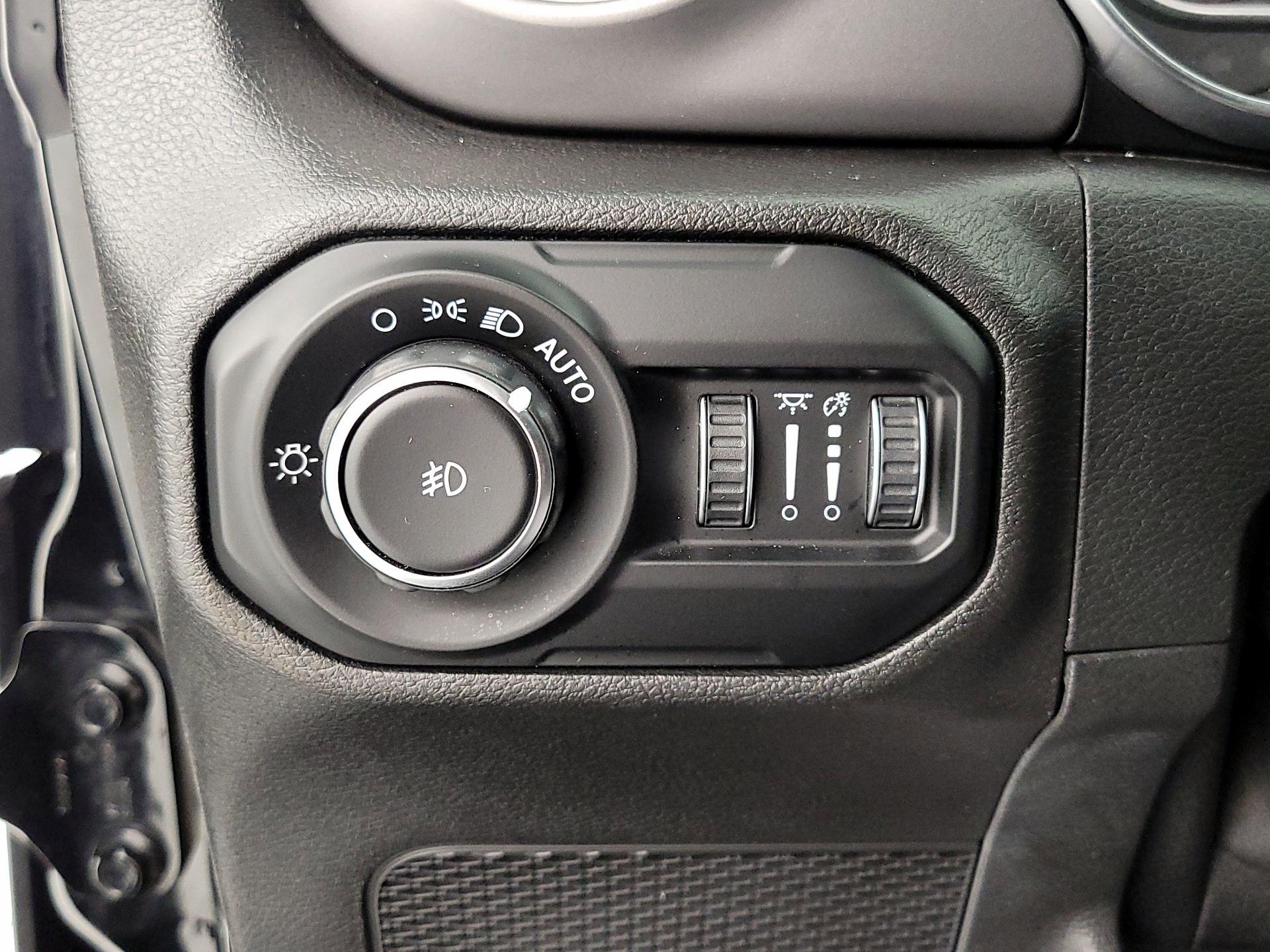 Thumbnail: 2021 Jeep Wrangler - 13