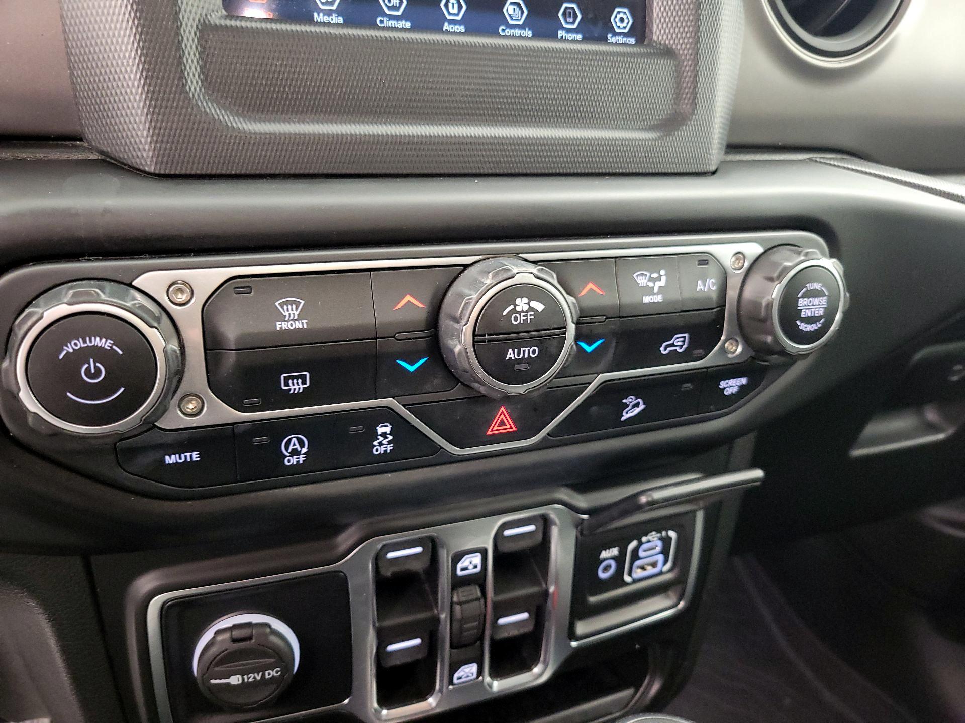 Thumbnail: 2021 Jeep Wrangler - 16