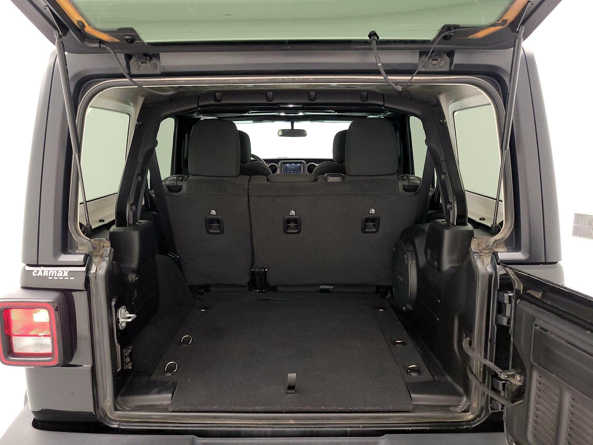 Thumbnail: 2021 Jeep Wrangler - 20