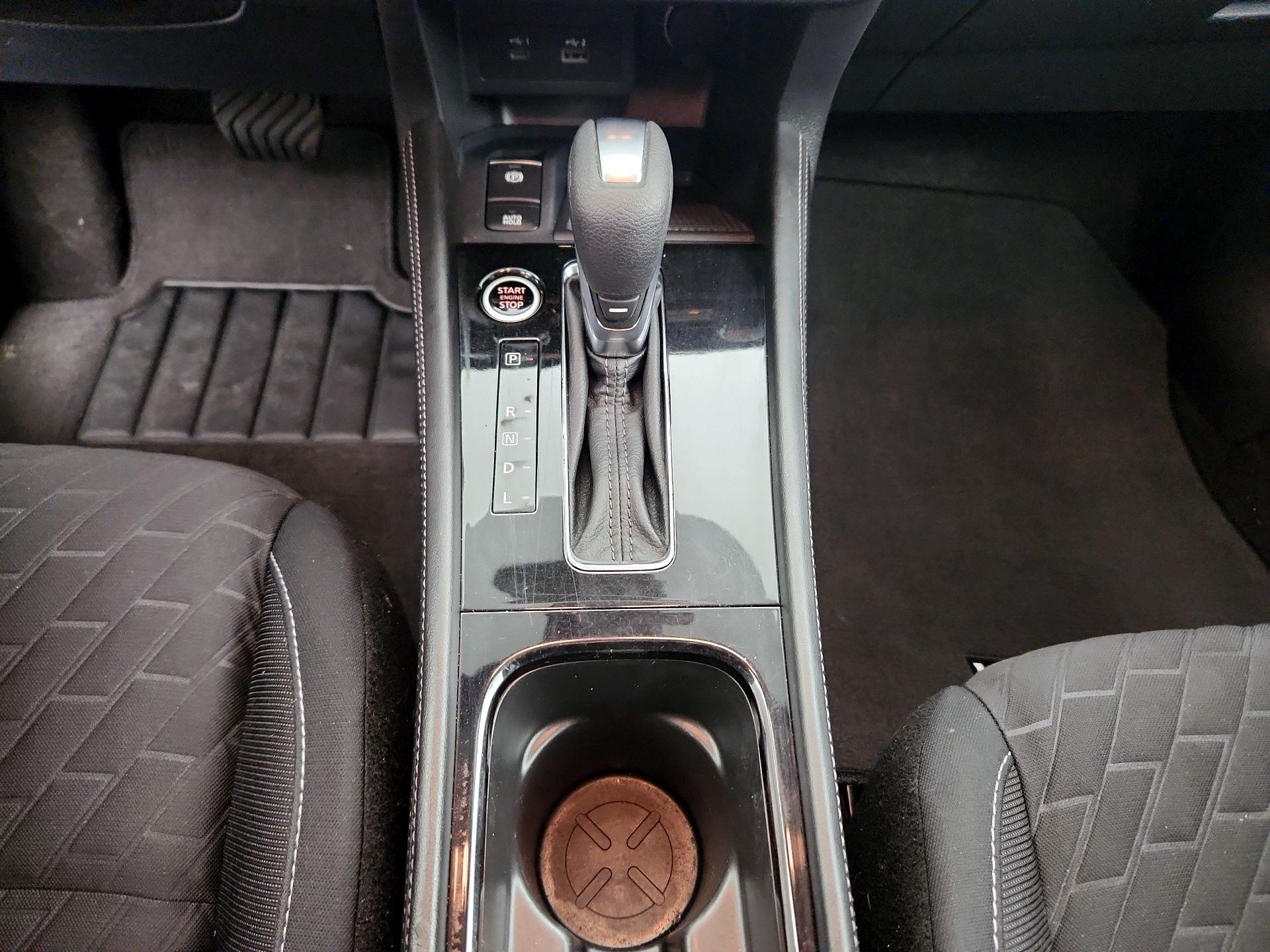 Thumbnail: 2022 Nissan Kicks - 17