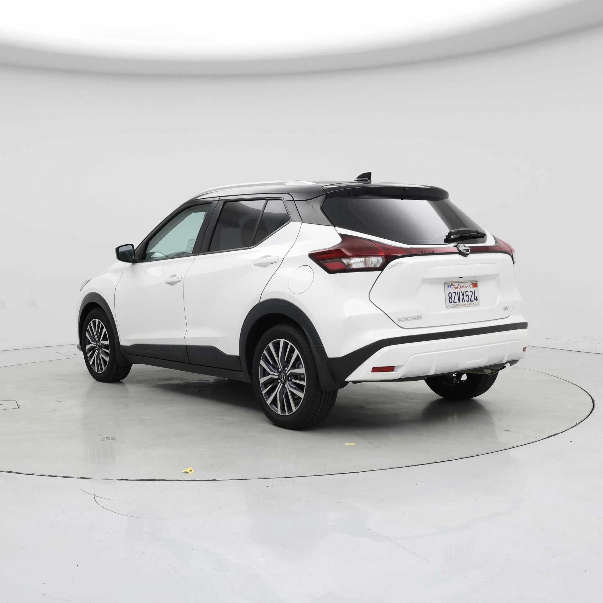 Thumbnail: 2022 Nissan Kicks - 2