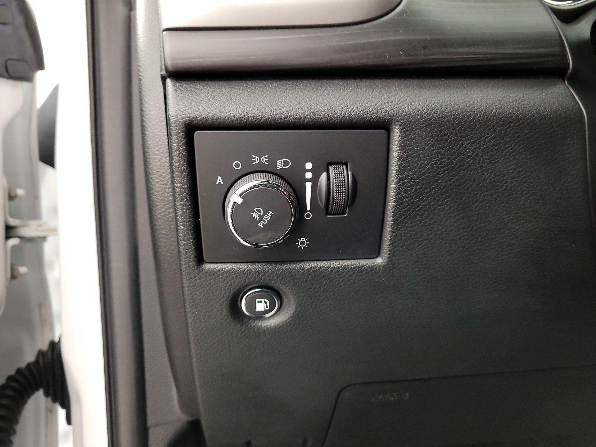 Thumbnail: 2022 Jeep Grand Cherokee - 13