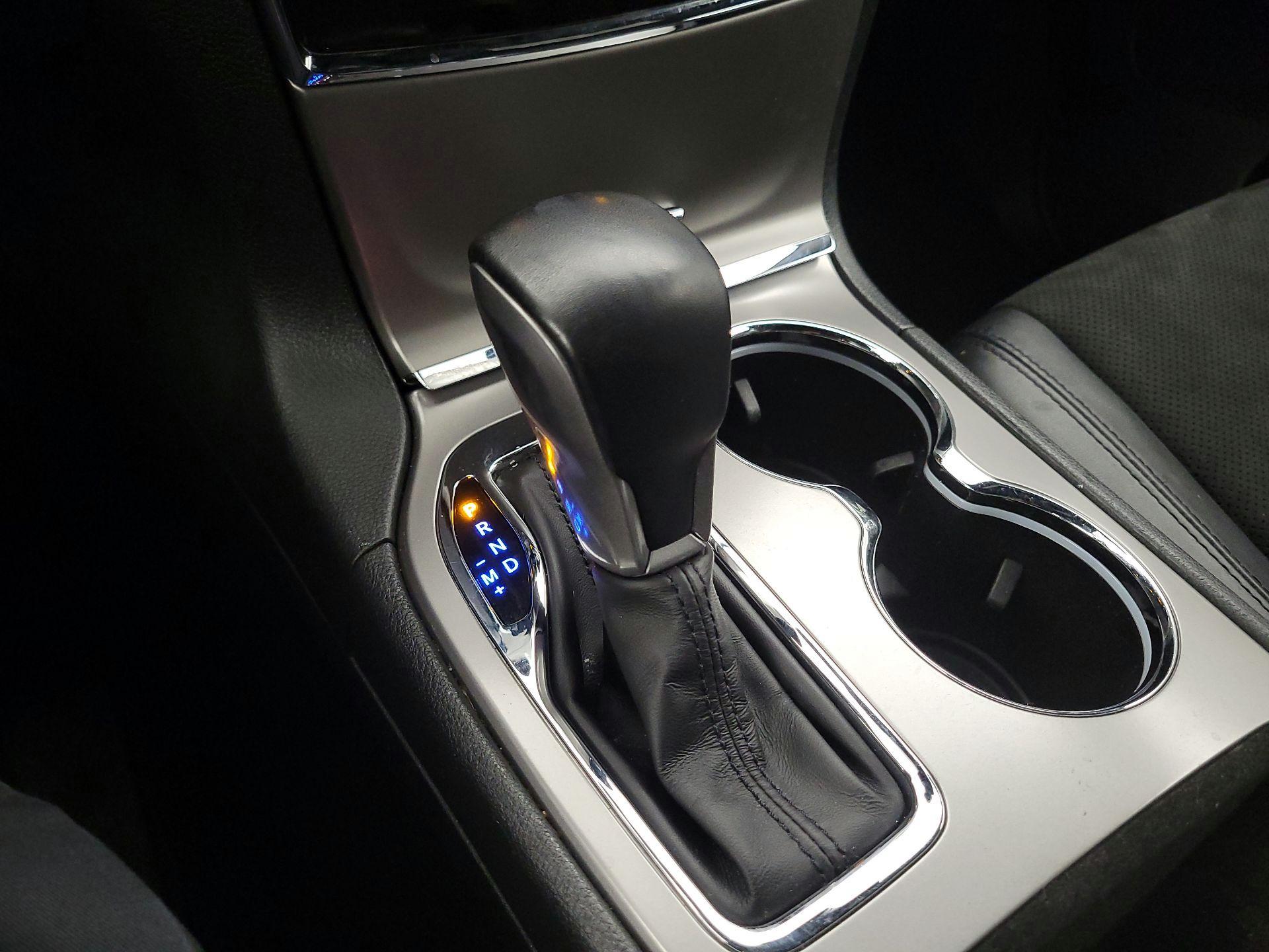 Thumbnail: 2022 Jeep Grand Cherokee - 17