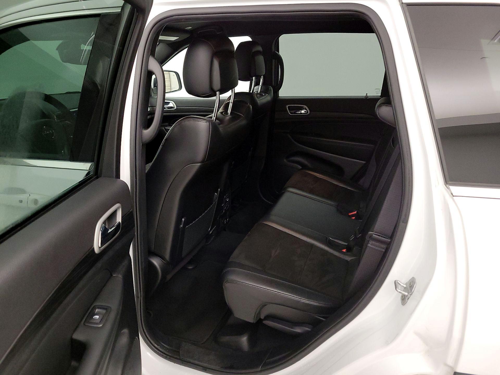 Thumbnail: 2022 Jeep Grand Cherokee - 19