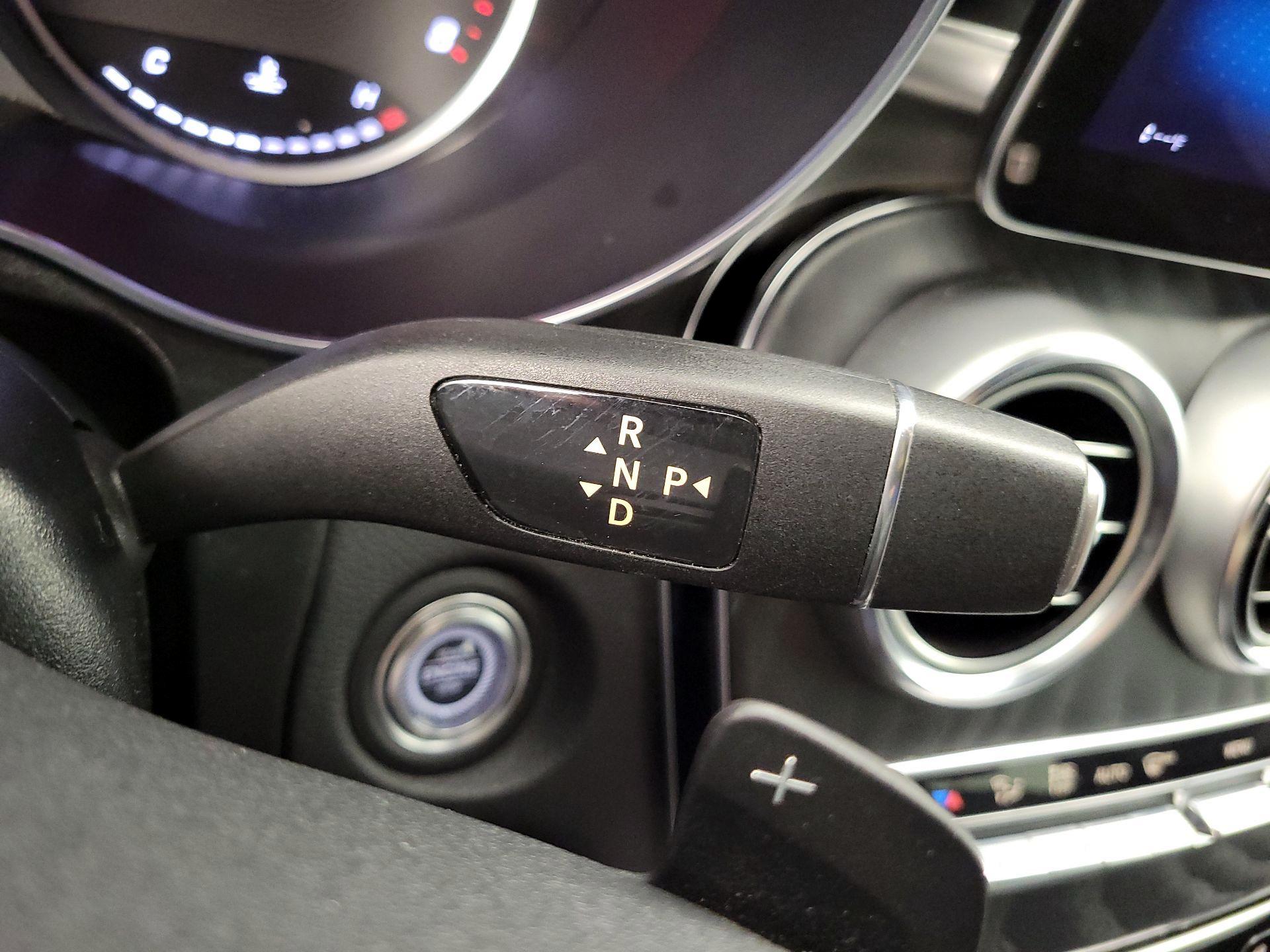 Thumbnail: 2022 Mercedes-Benz GLC - 17