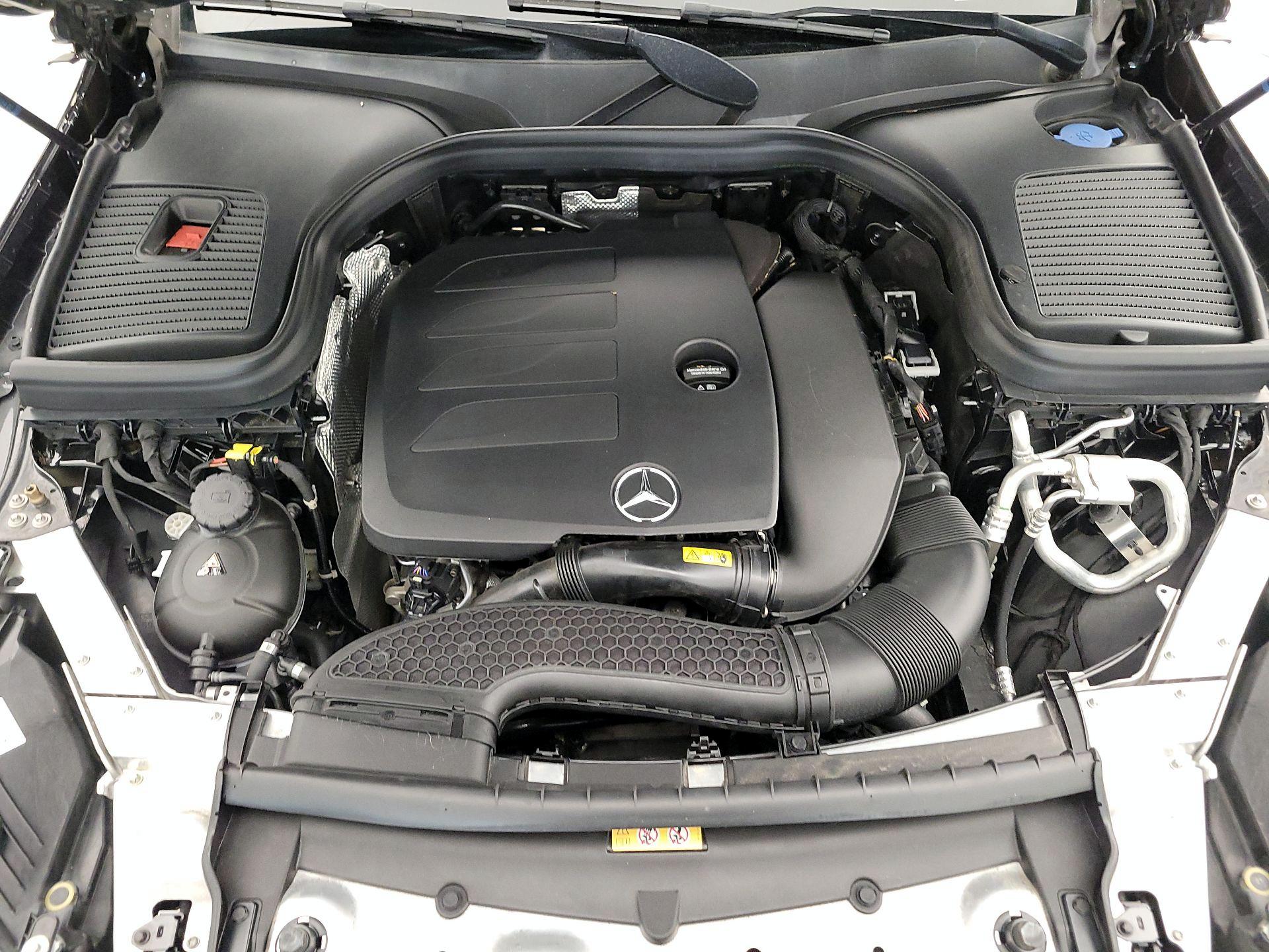 Thumbnail: 2022 Mercedes-Benz GLC - 20