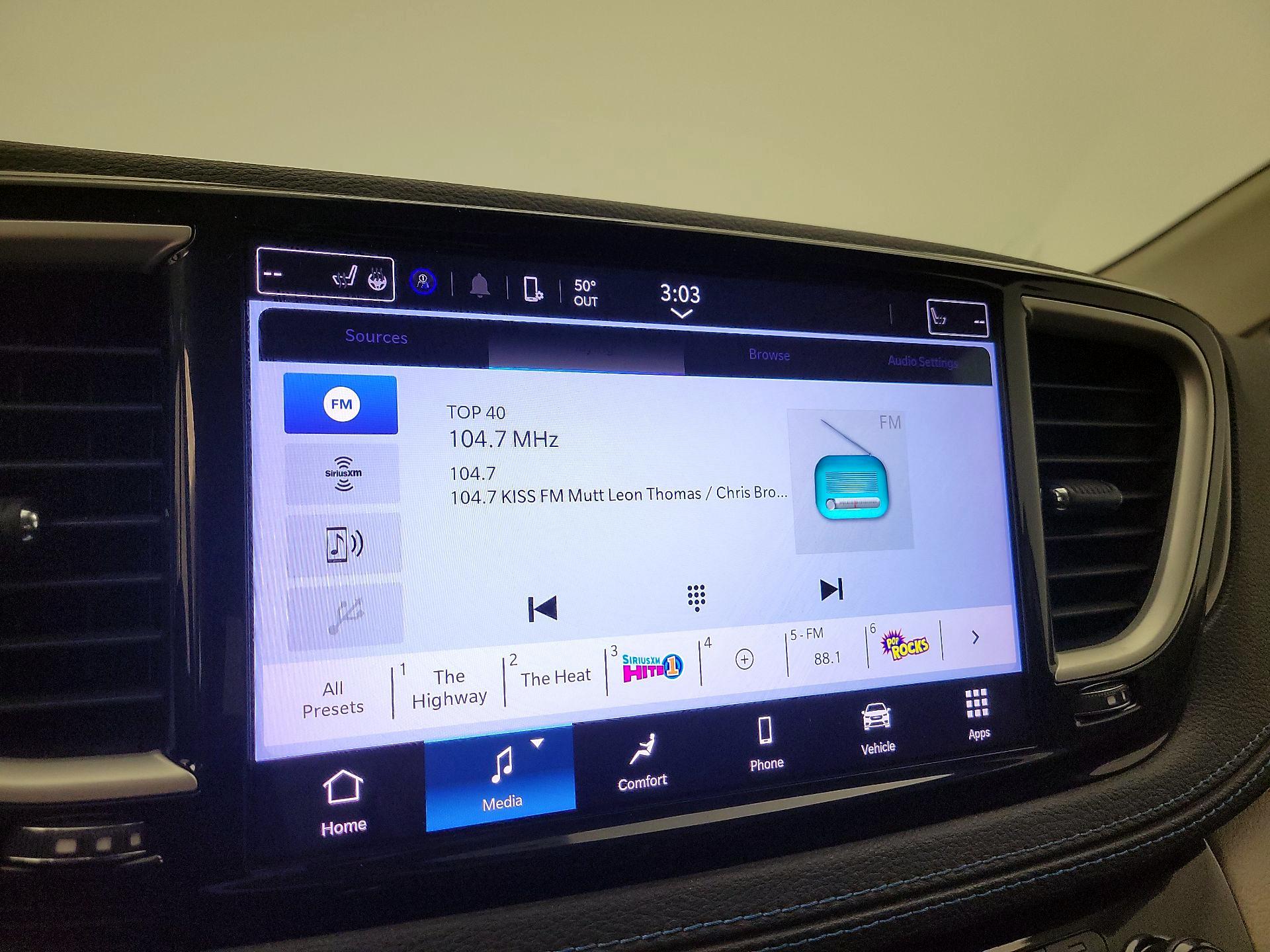 Thumbnail: 2021 Chrysler Pacifica - 15