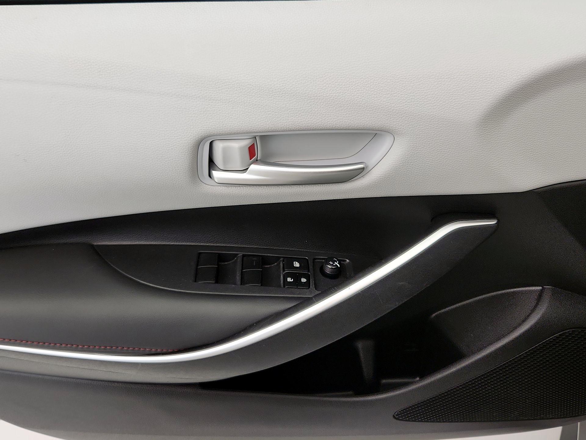 Thumbnail: 2023 Toyota Corolla - 12