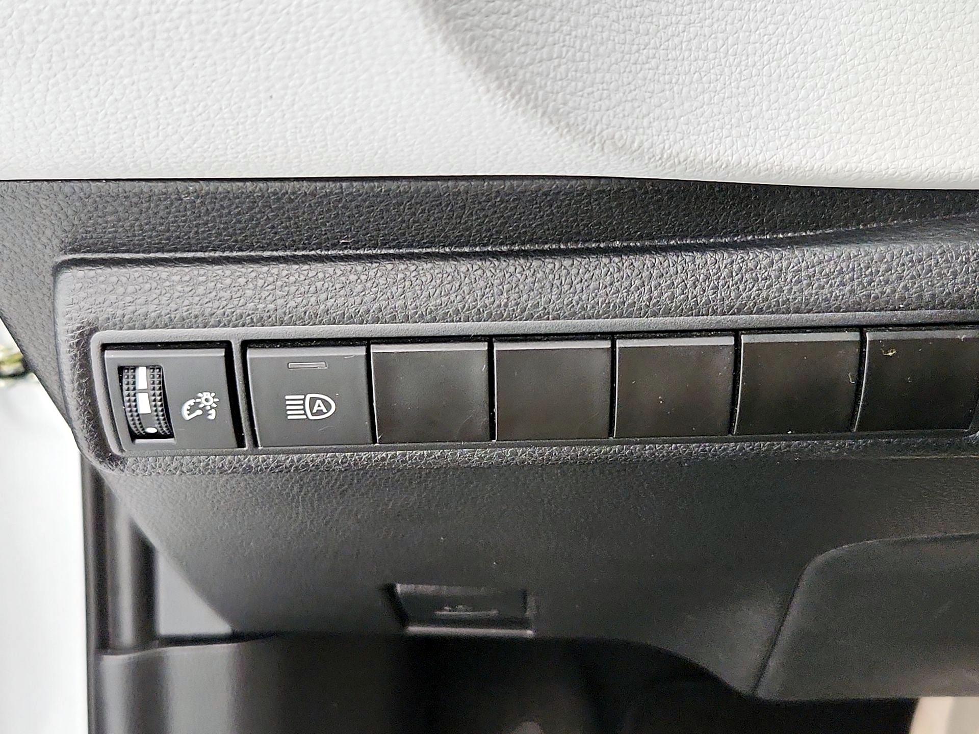 Thumbnail: 2023 Toyota Corolla - 13