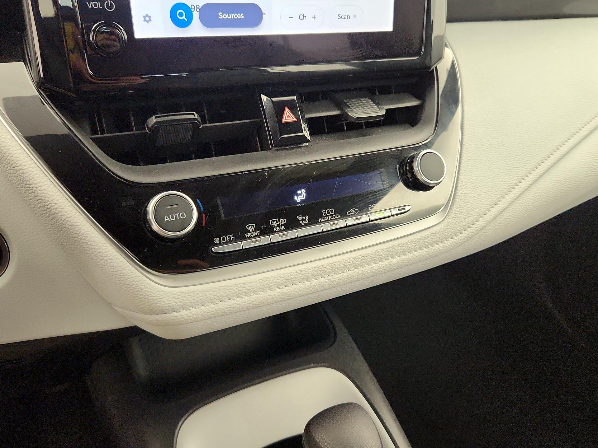 Thumbnail: 2023 Toyota Corolla - 16