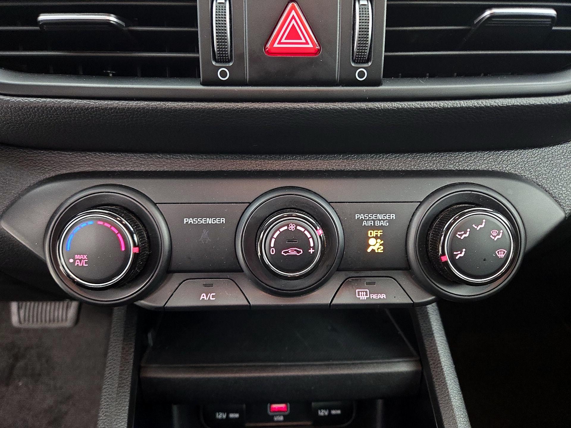 Thumbnail: 2023 Kia Forte - 16