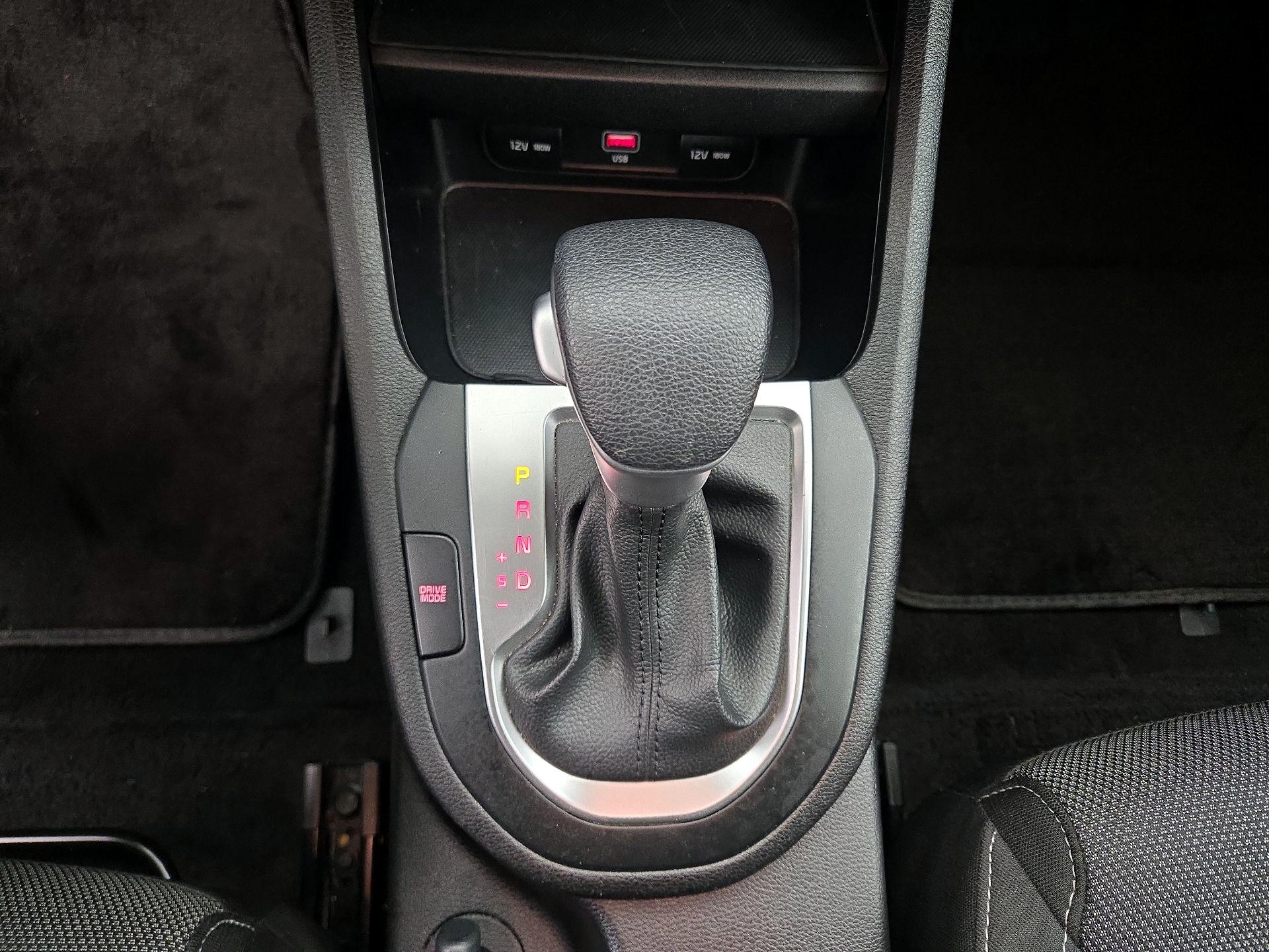 Thumbnail: 2023 Kia Forte - 17