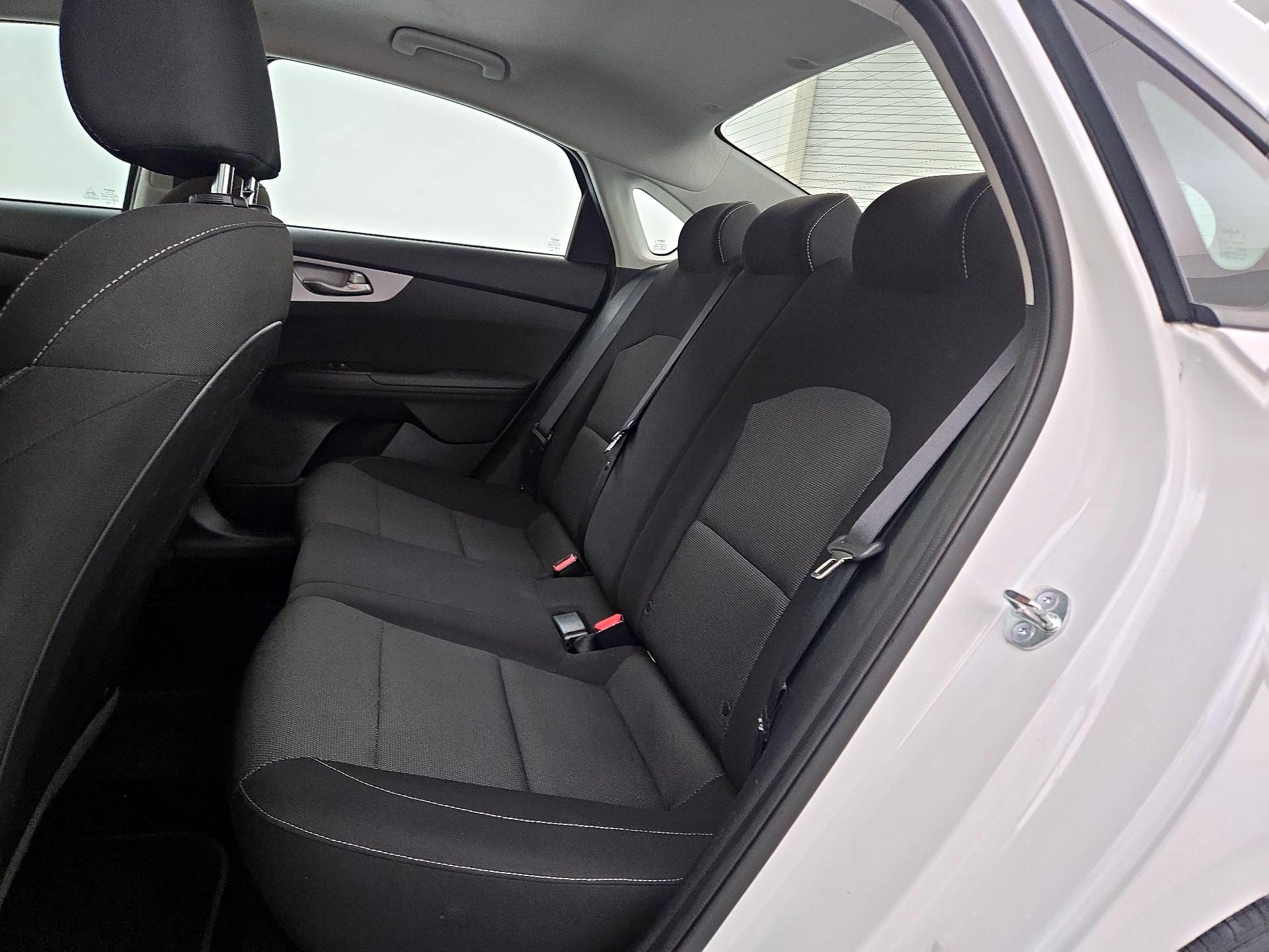 Thumbnail: 2023 Kia Forte - 19