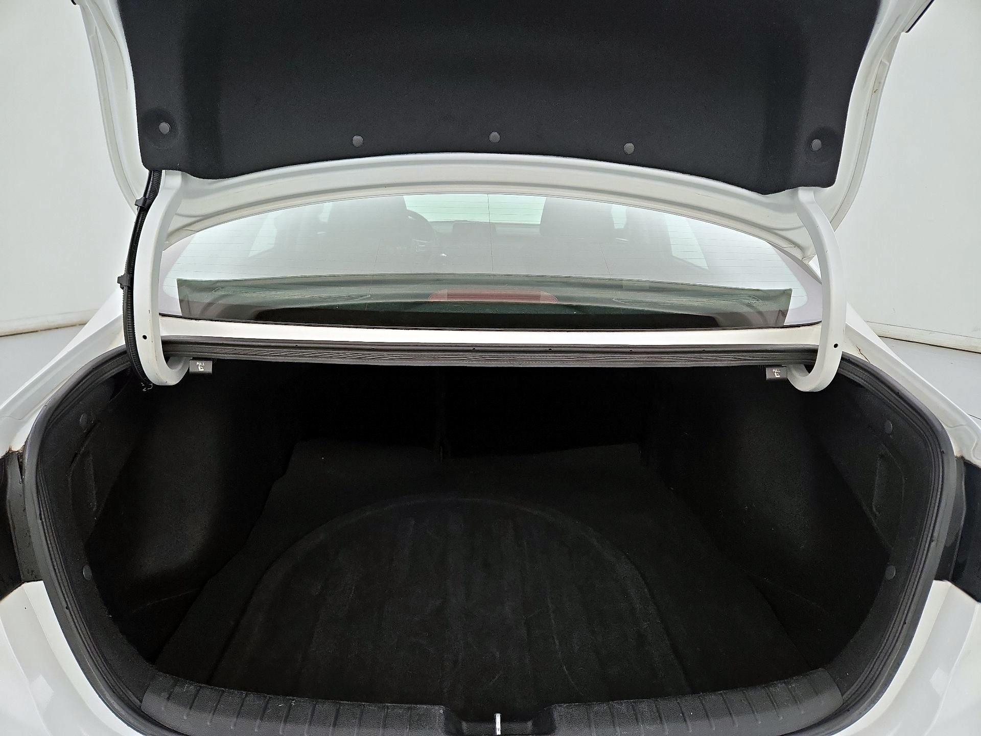 Thumbnail: 2023 Kia Forte - 20