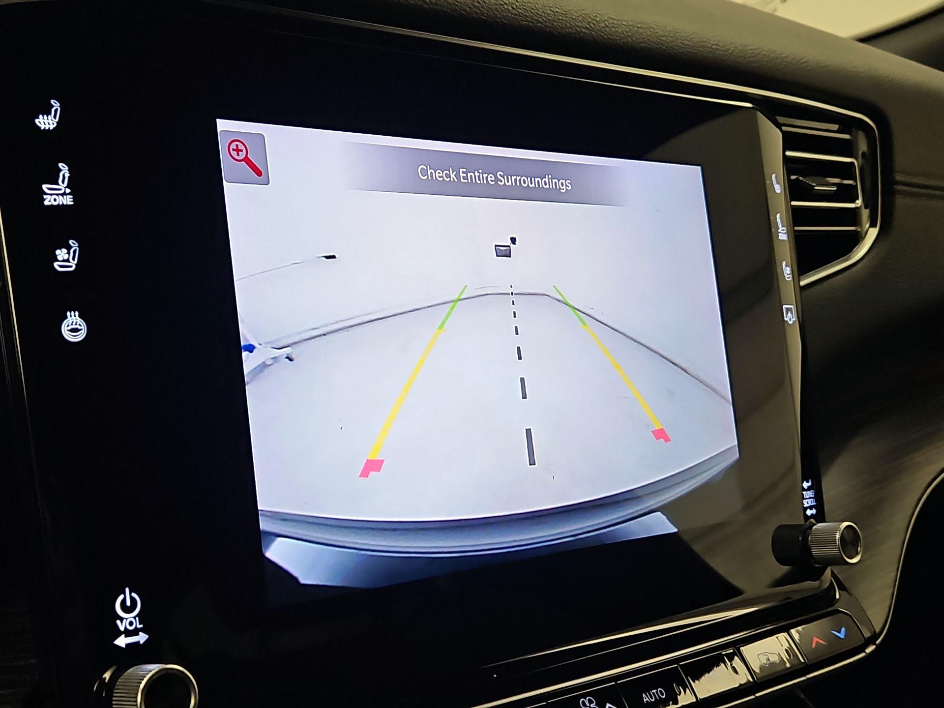 Thumbnail: 2024 Jeep Wagoneer - 15