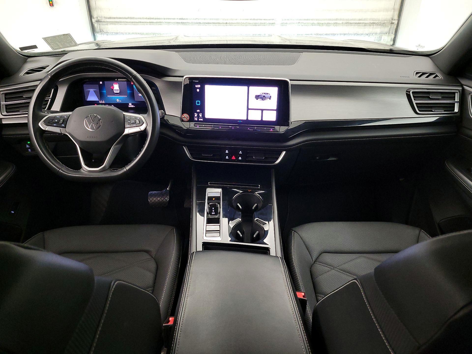 Thumbnail: 2024 Volkswagen Atlas - 9