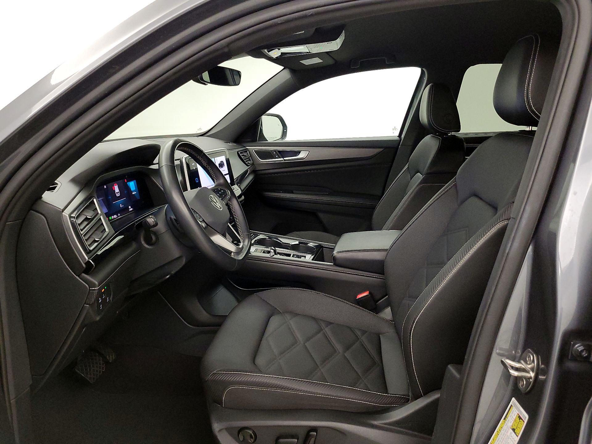 Thumbnail: 2024 Volkswagen Atlas - 11