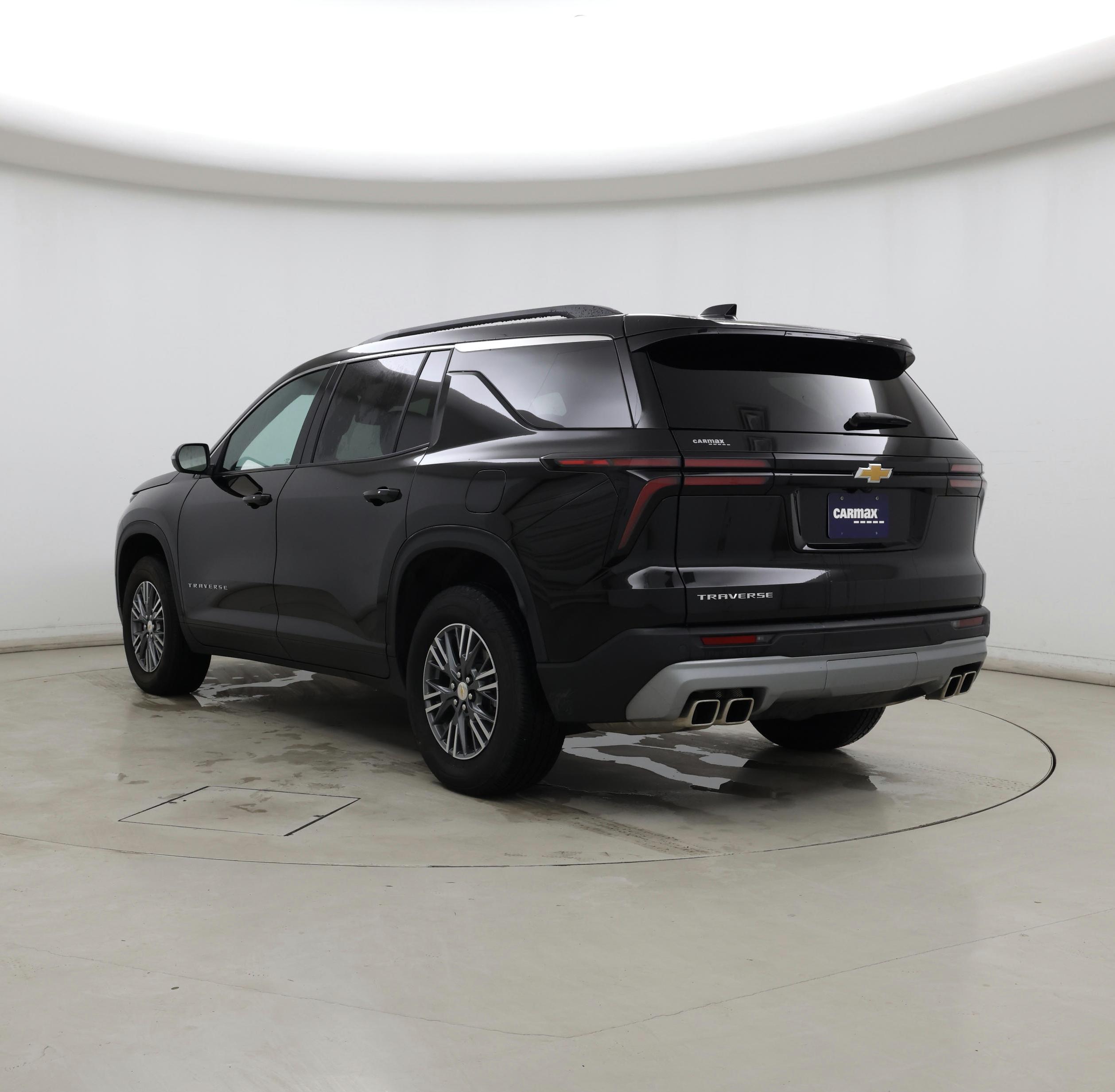 Thumbnail: 2025 Chevrolet Traverse - 2