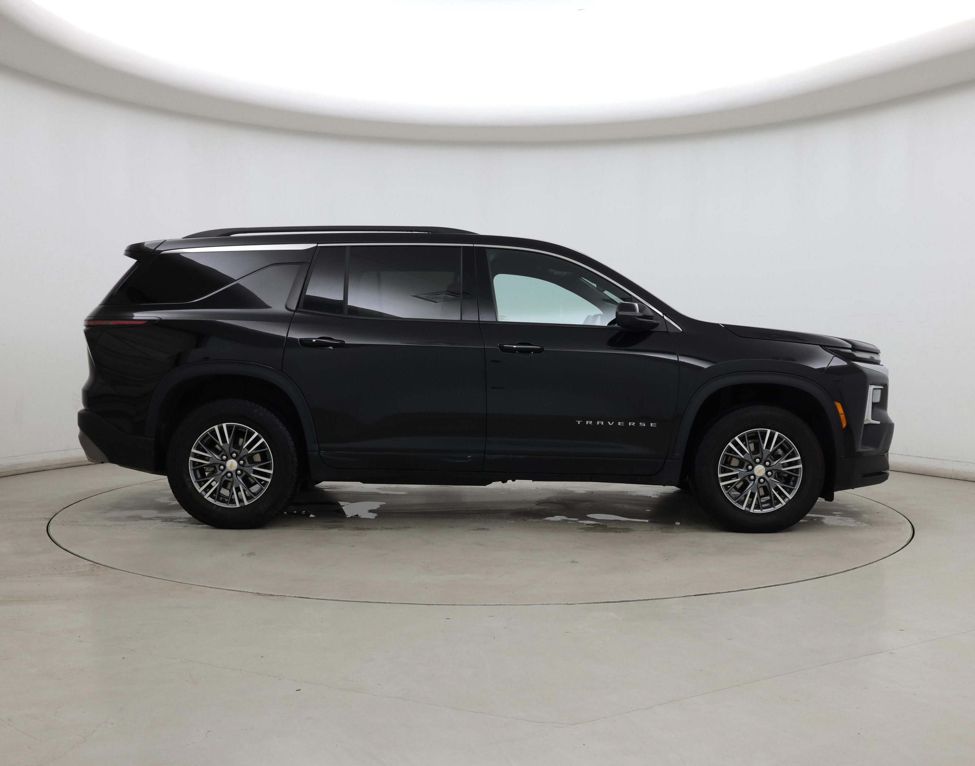 Thumbnail: 2025 Chevrolet Traverse - 7