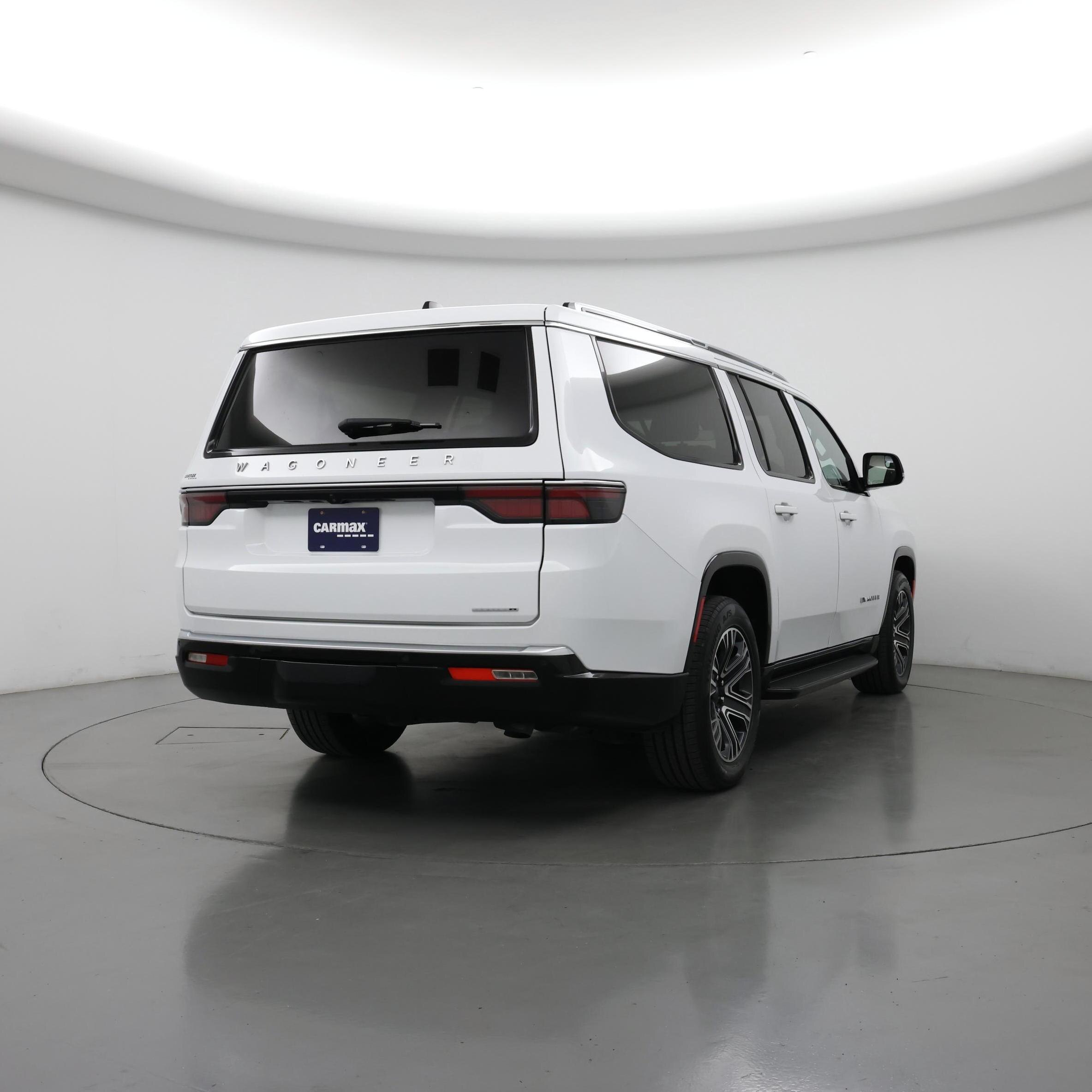 Thumbnail: 2024 Jeep Wagoneer - 8