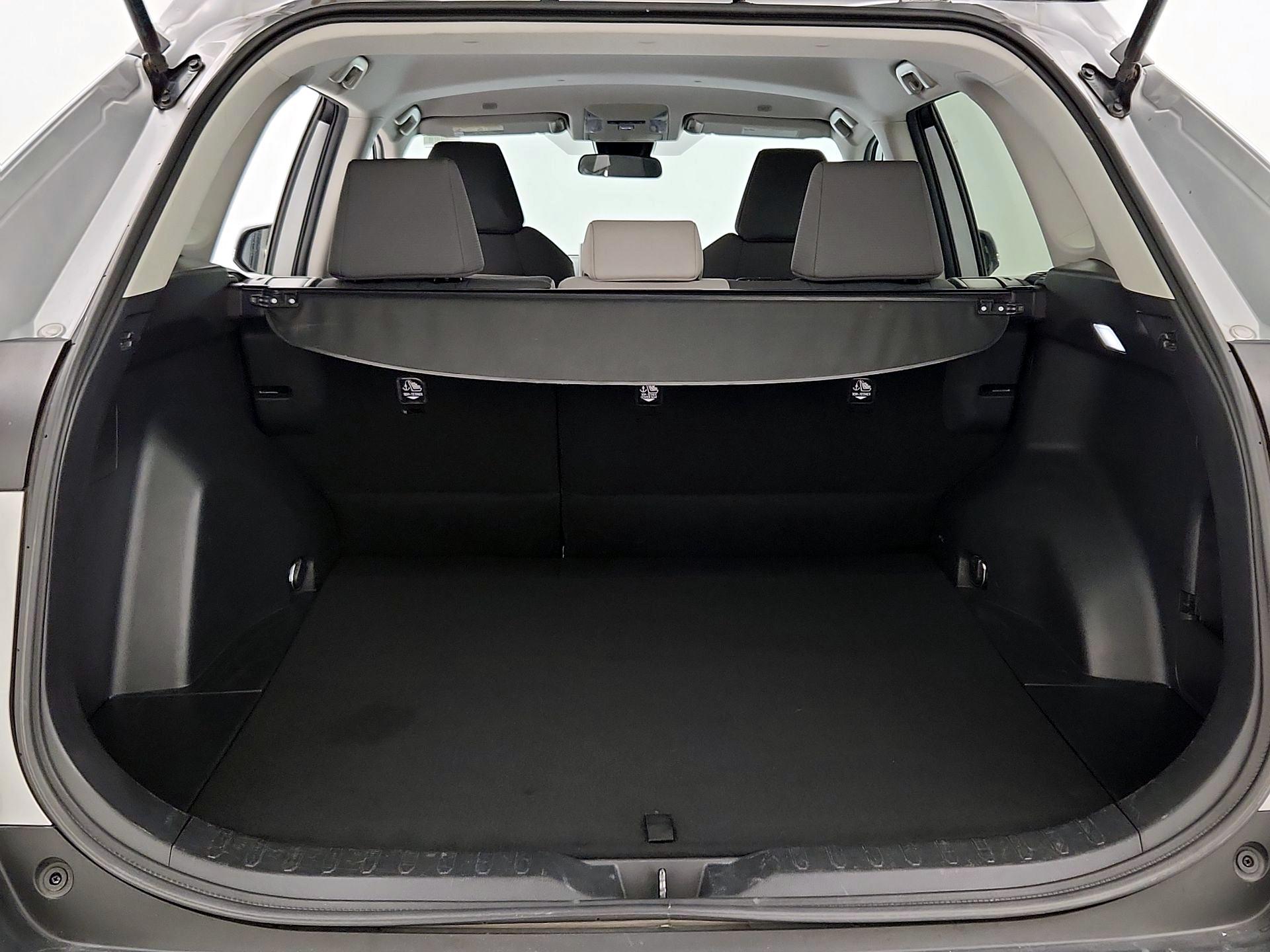 Thumbnail: 2023 Toyota RAV4 - 20