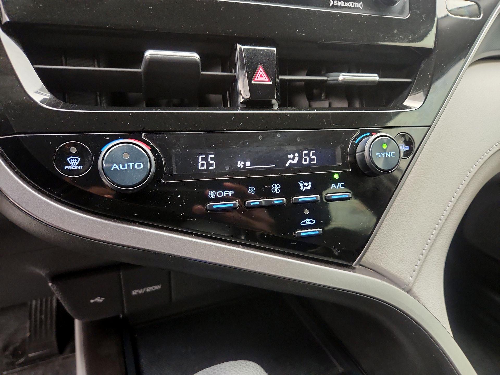 Thumbnail: 2023 Toyota Camry - 16