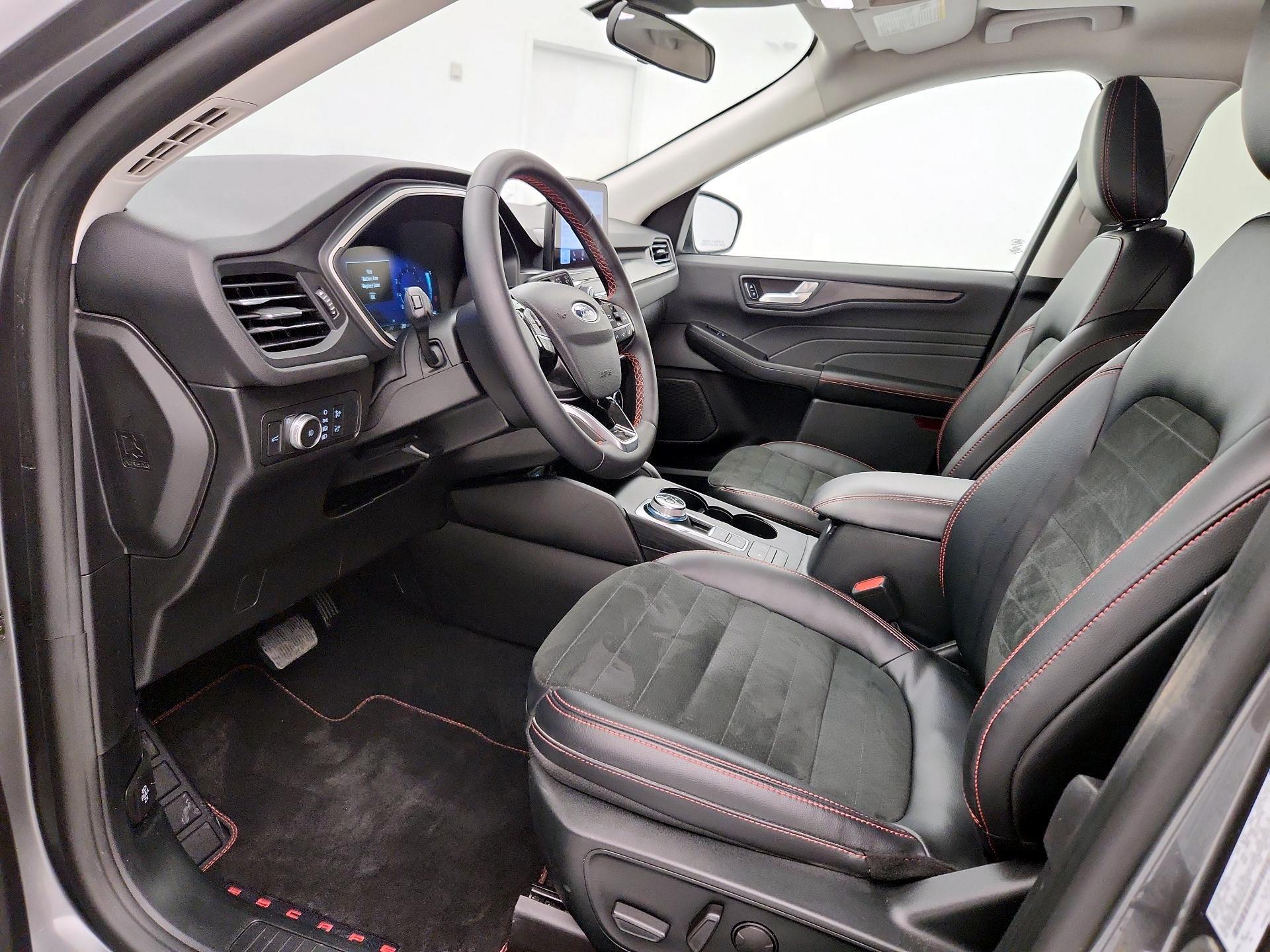 Thumbnail: 2022 Ford Escape - 11