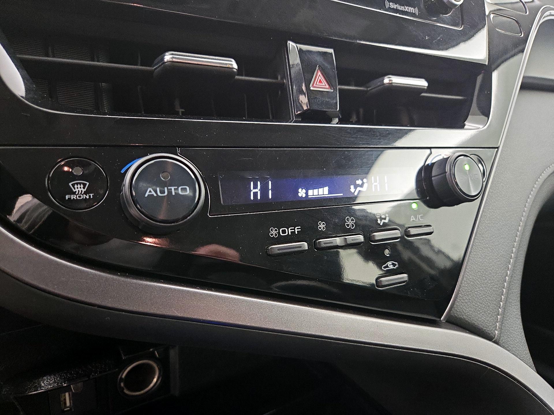 Thumbnail: 2023 Toyota Camry - 16