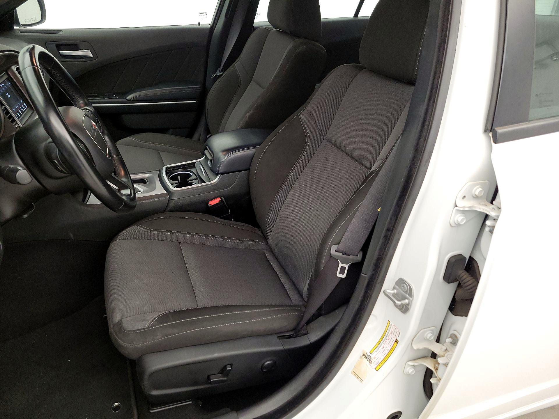 Thumbnail: 2022 Dodge Charger - 11