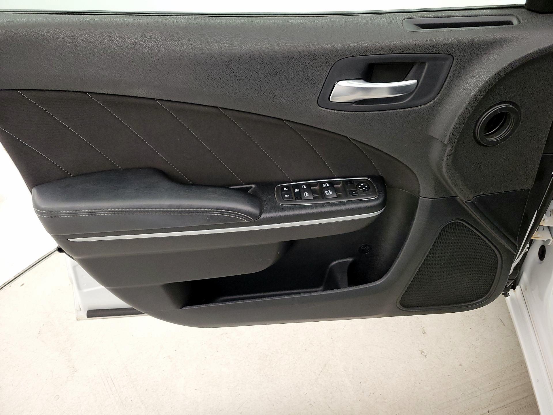 Thumbnail: 2022 Dodge Charger - 12