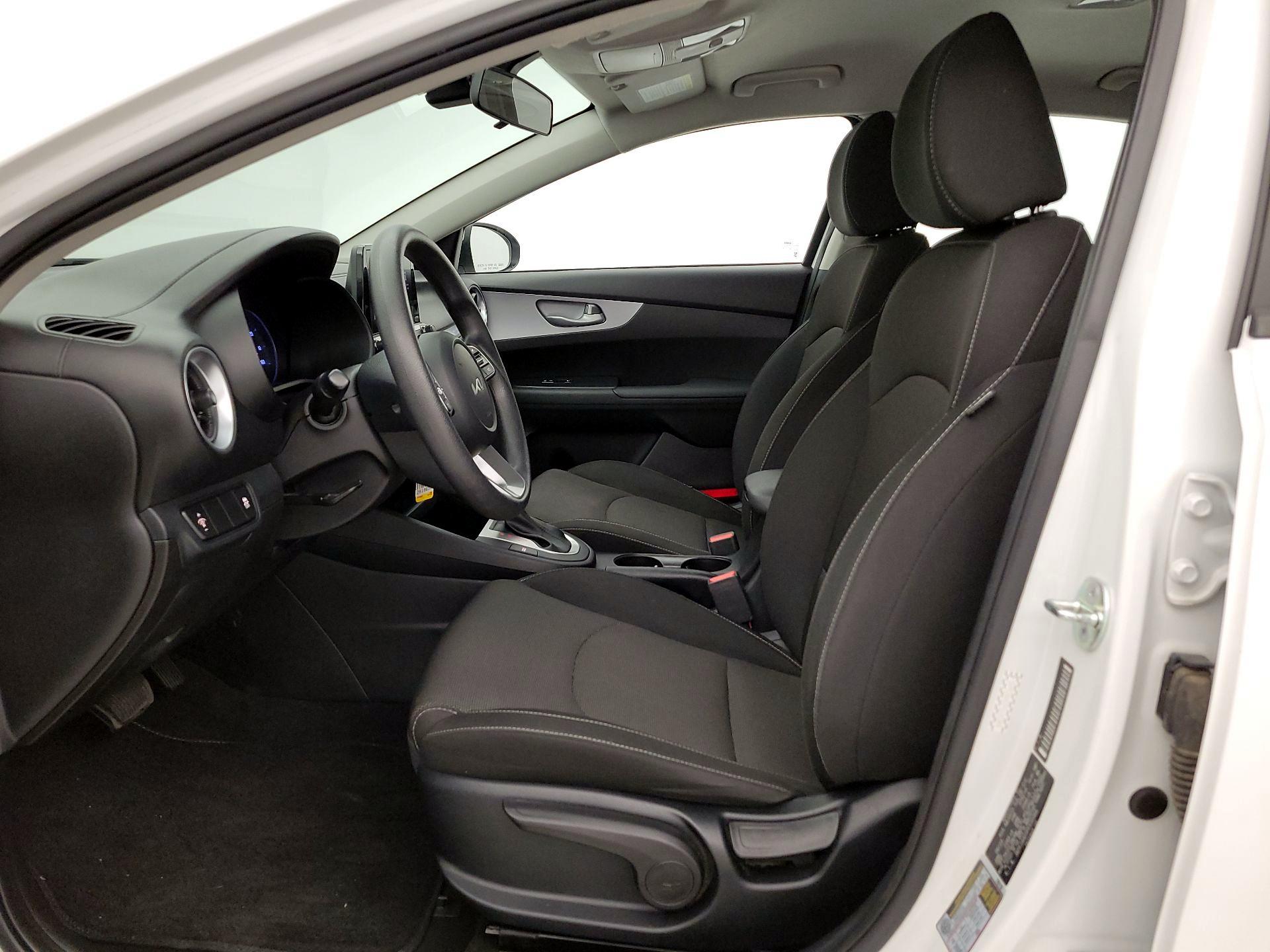 Thumbnail: 2023 Kia Forte - 11