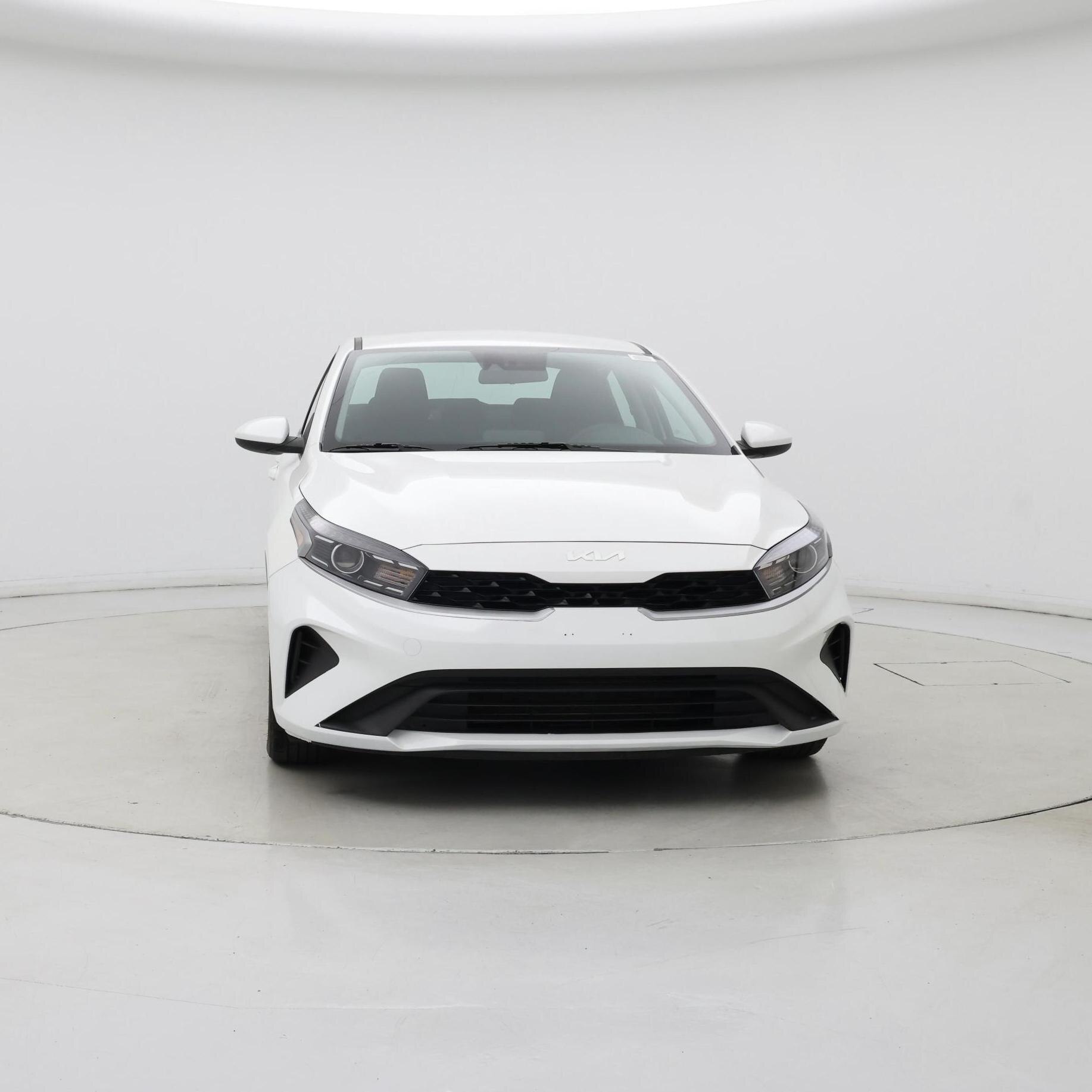 Thumbnail: 2023 Kia Forte - 5