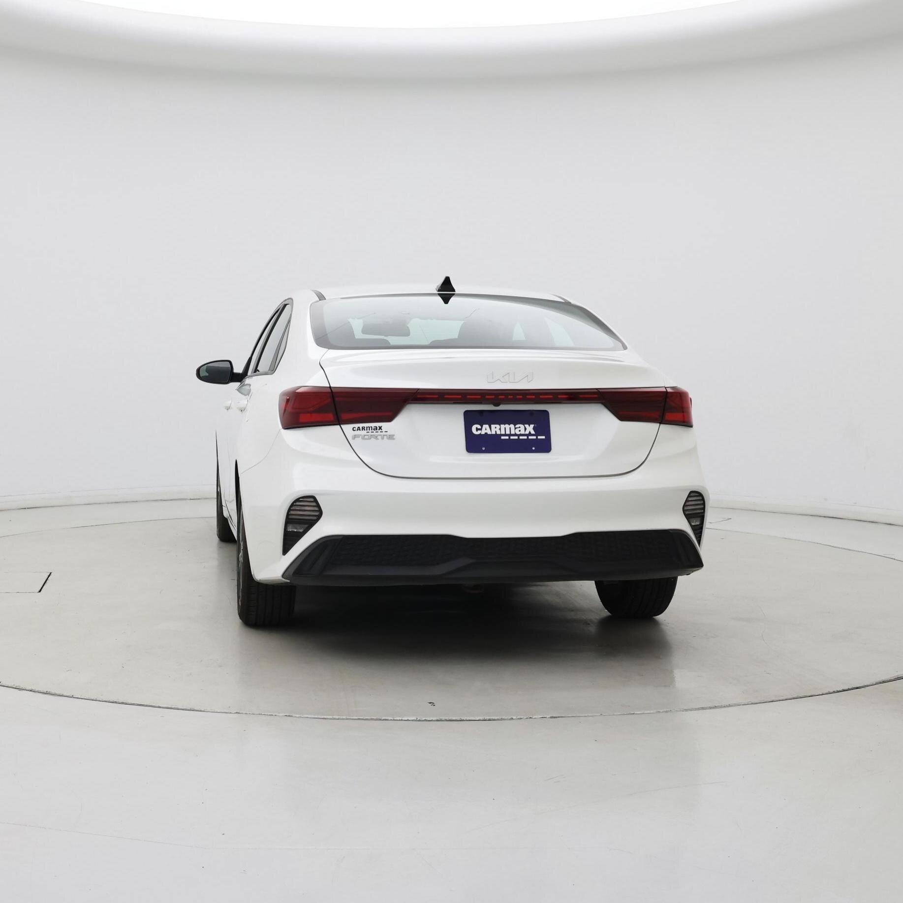 Thumbnail: 2023 Kia Forte - 6