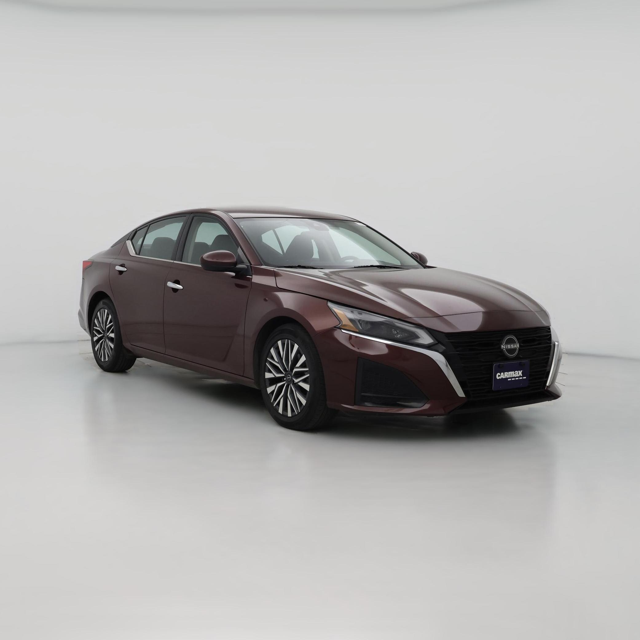 Thumbnail: 2023 Nissan Altima - 1