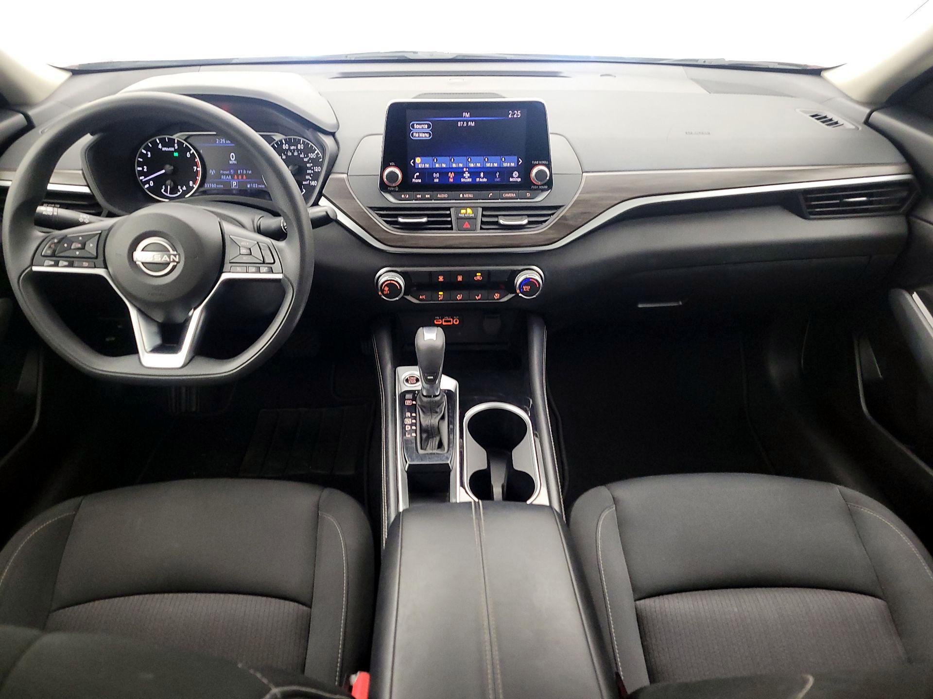 Thumbnail: 2023 Nissan Altima - 9