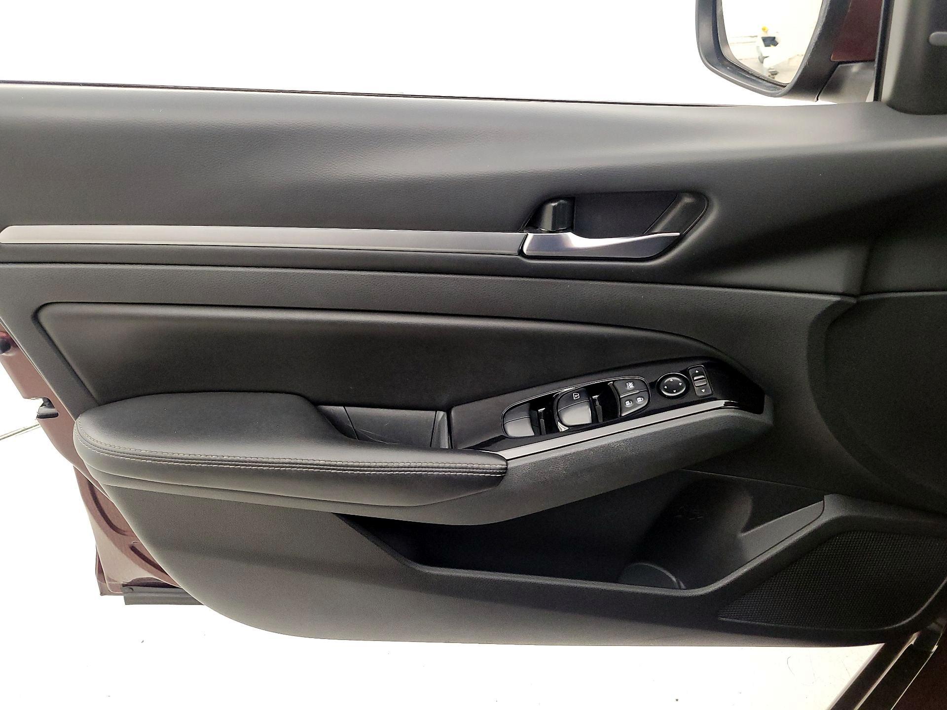 Thumbnail: 2023 Nissan Altima - 12