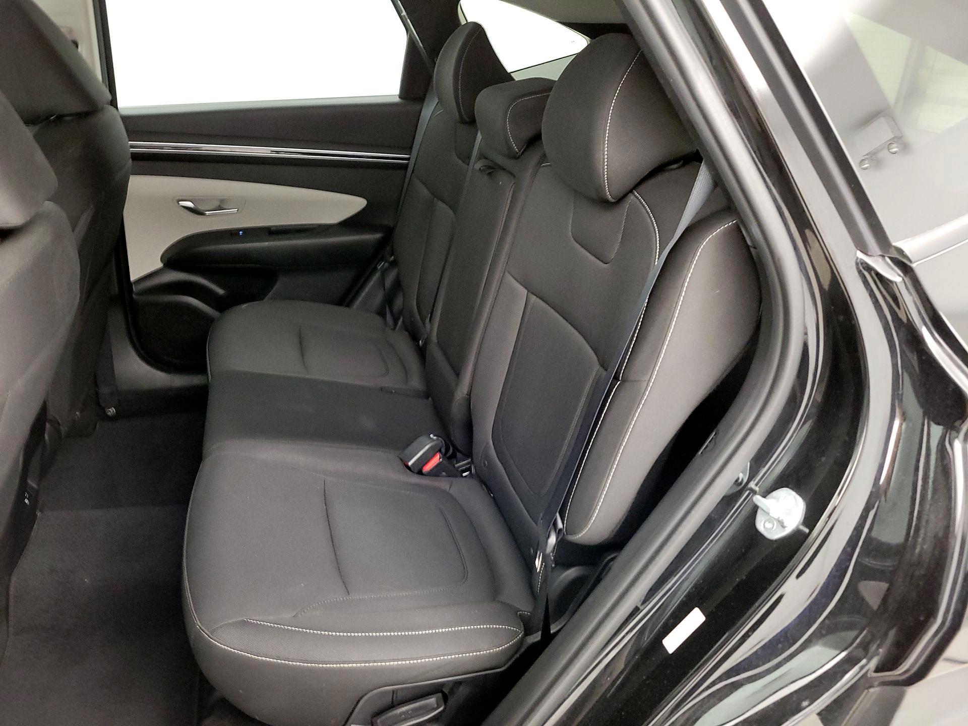 Thumbnail: 2023 Hyundai Tucson - 19