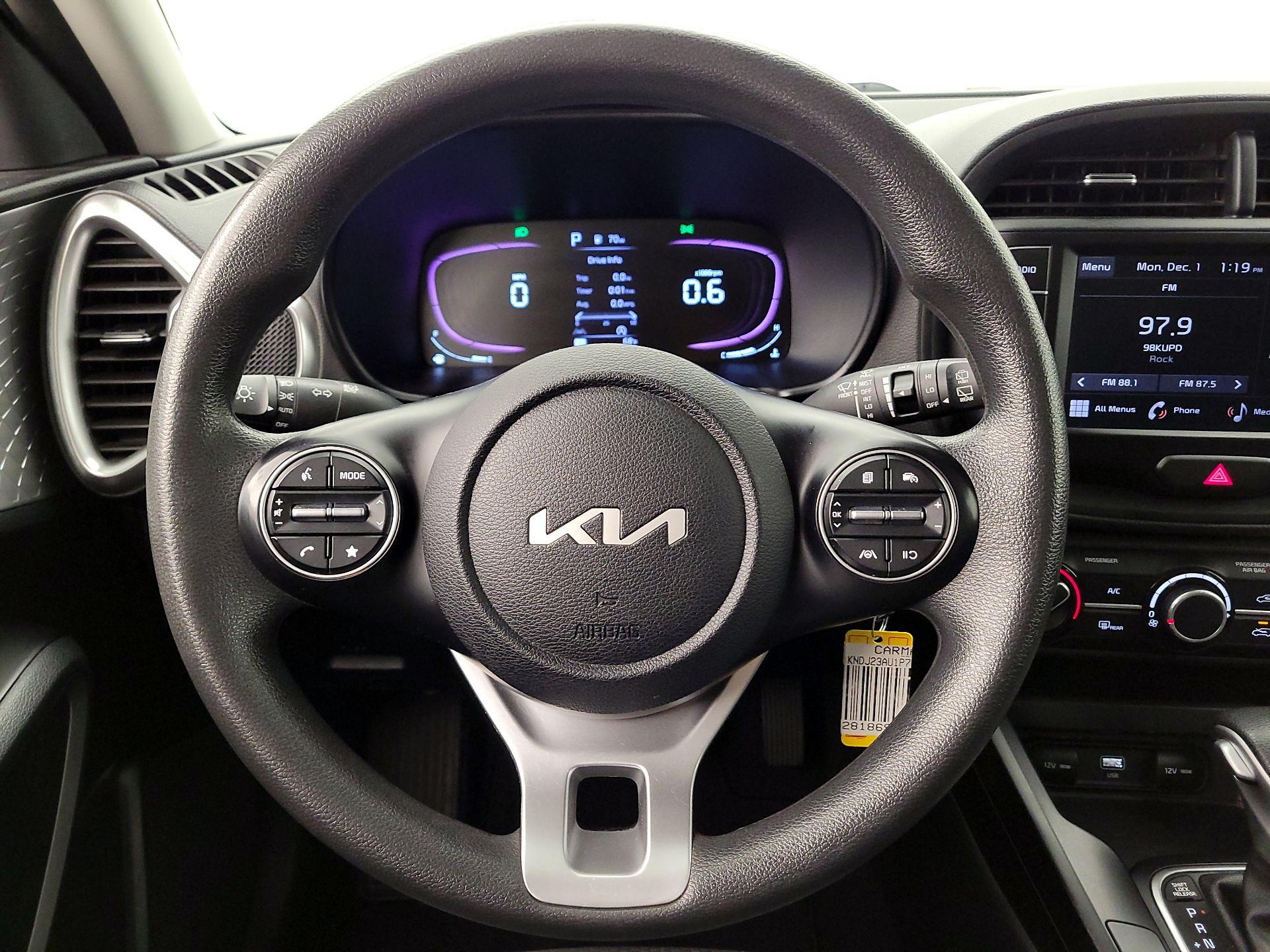 Thumbnail: 2023 Kia Soul - 10