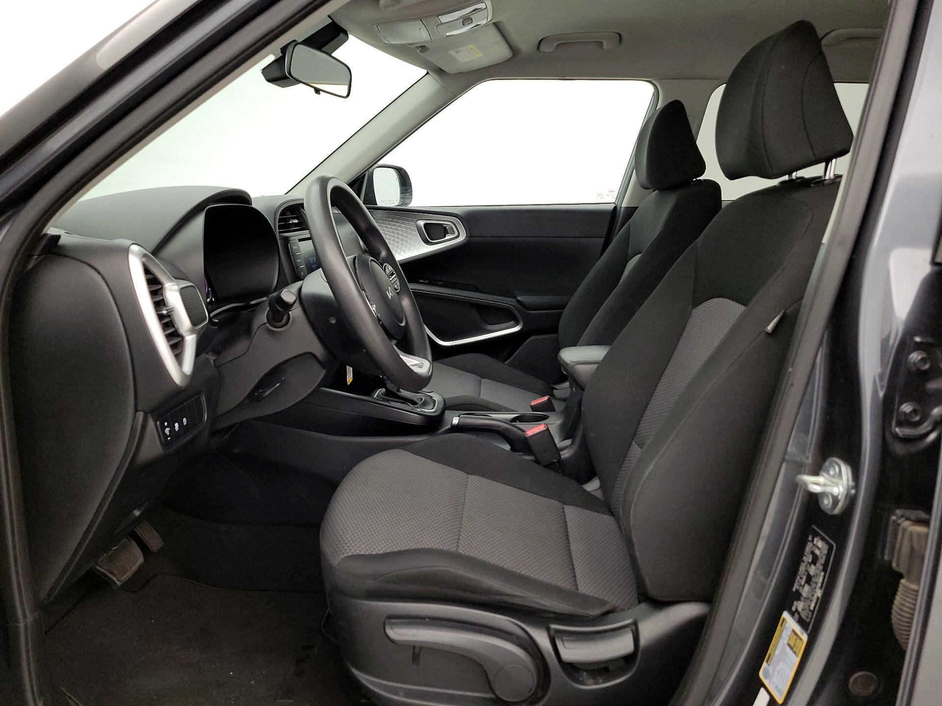 Thumbnail: 2023 Kia Soul - 11