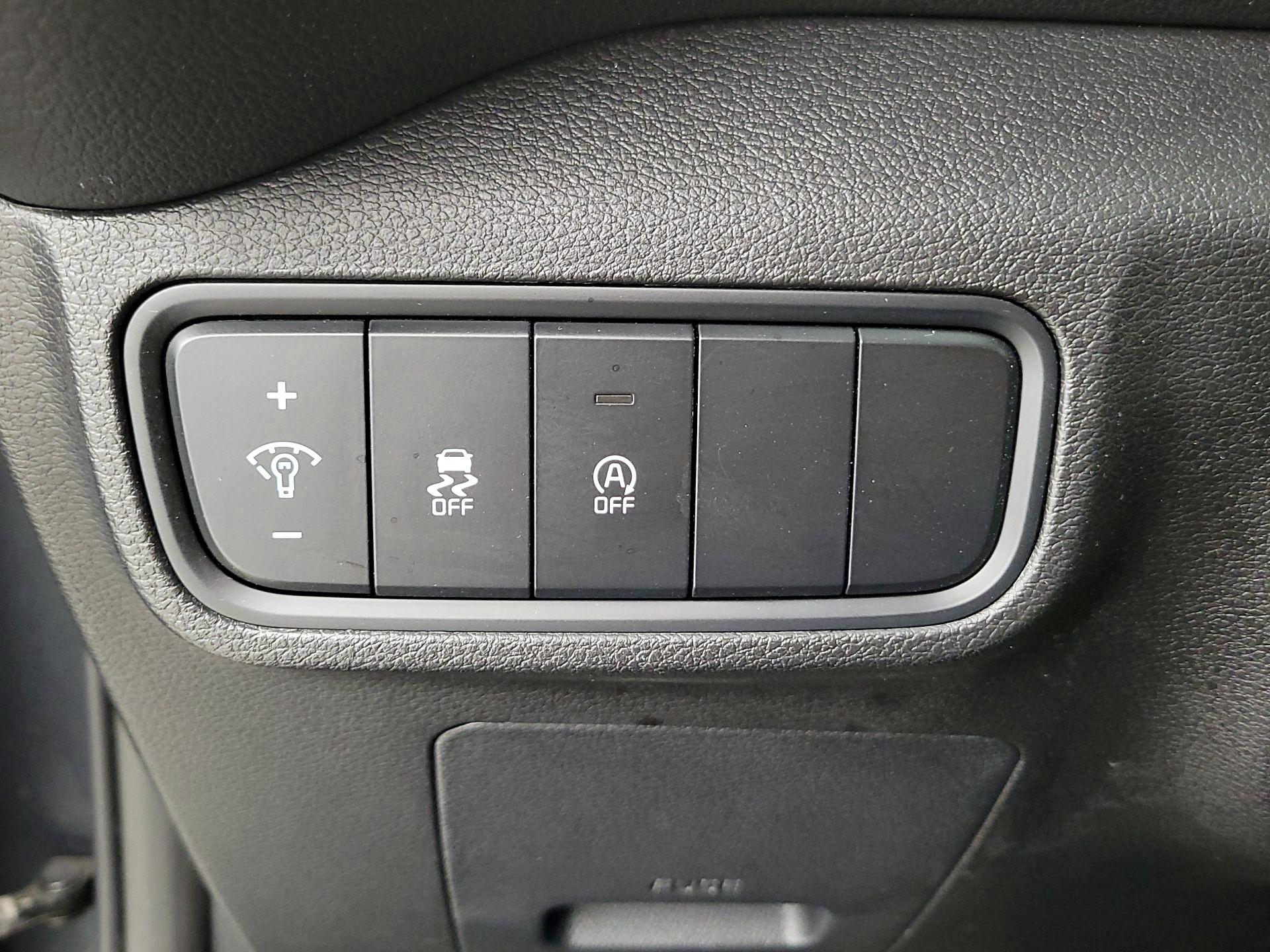 Thumbnail: 2023 Kia Soul - 13