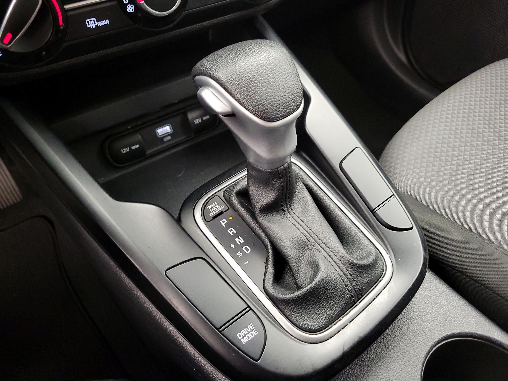 Thumbnail: 2023 Kia Soul - 17