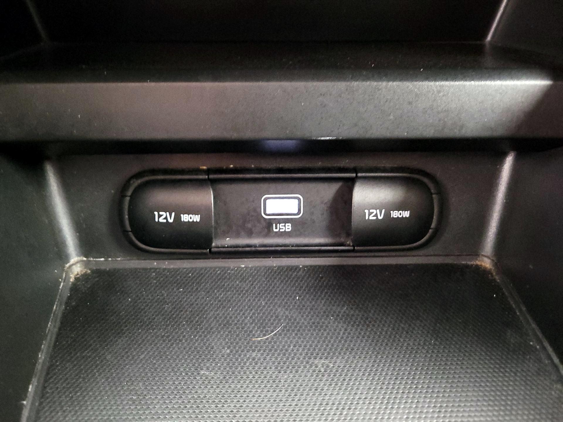 Thumbnail: 2023 Kia Soul - 18