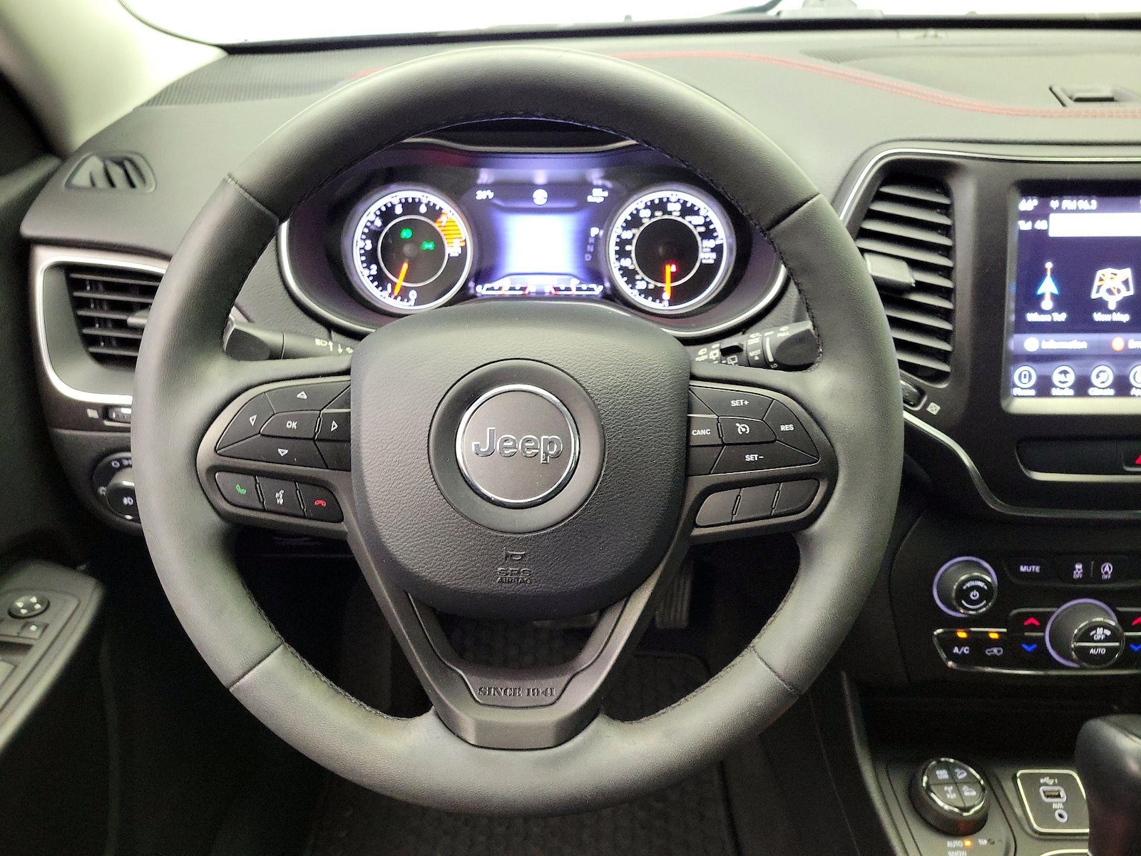 2022 Jeep Cherokee Trailhawk - Photo 11