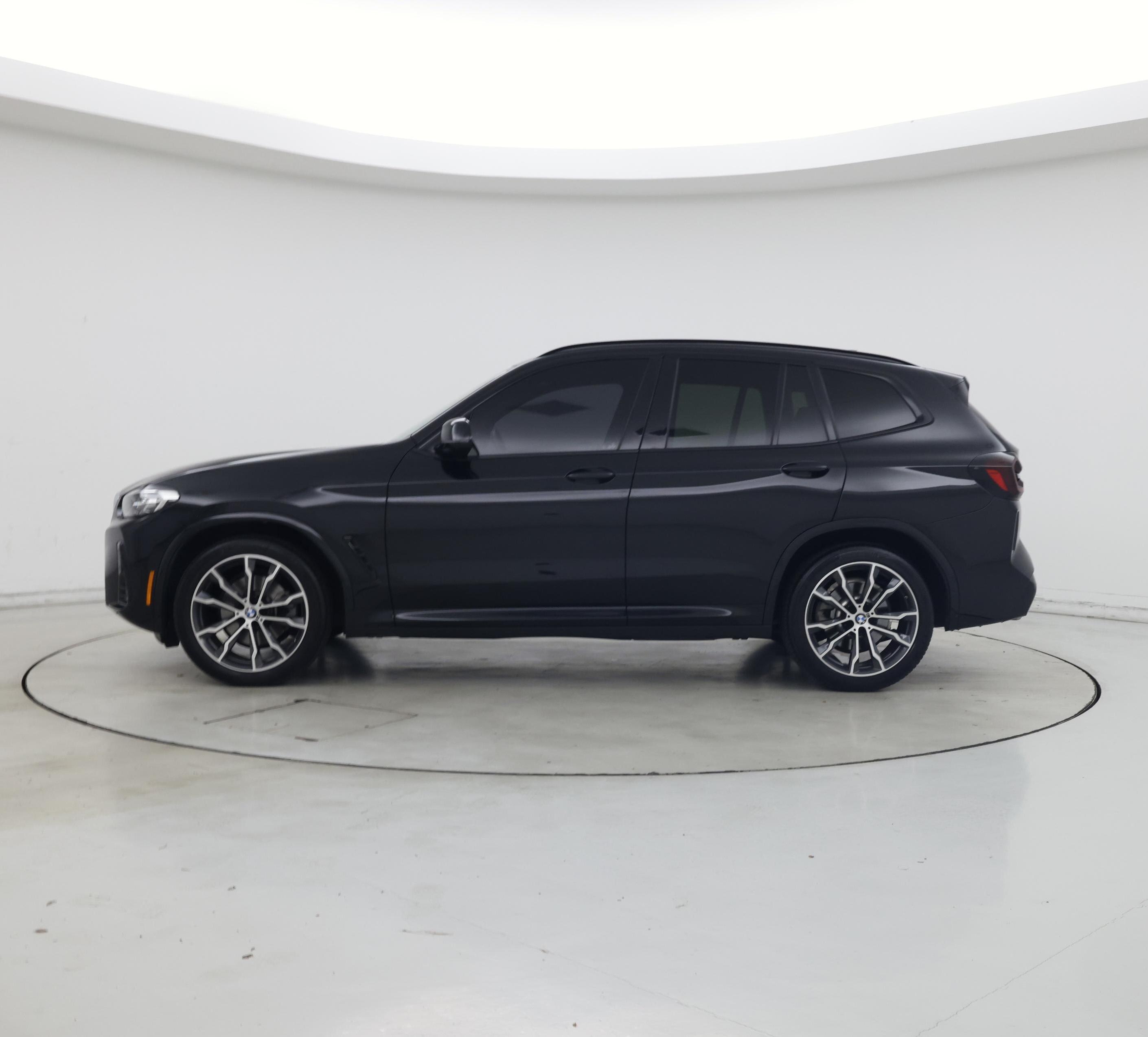 Thumbnail: 2022 BMW X3 - 3