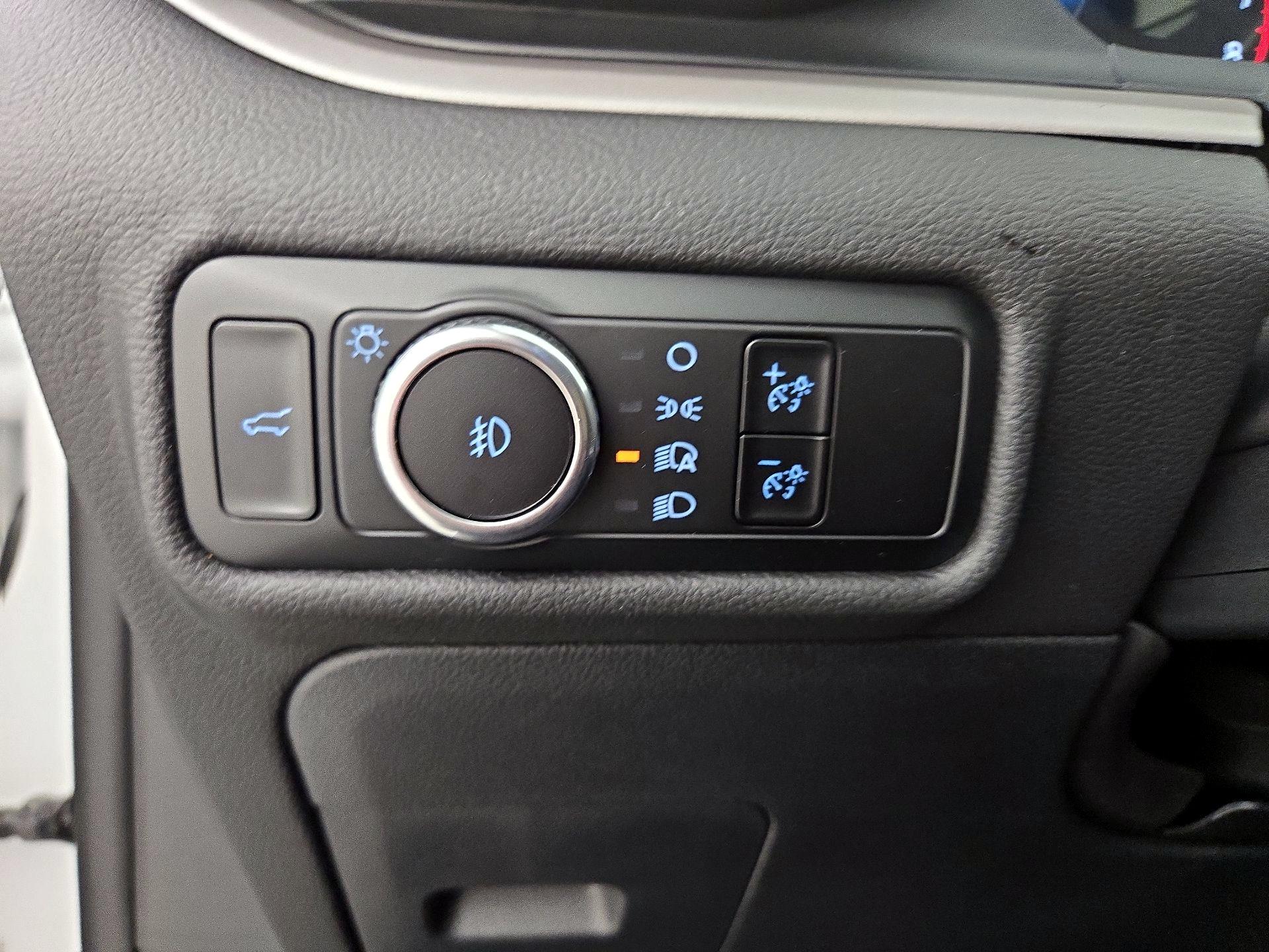 Thumbnail: 2023 Ford Explorer - 13