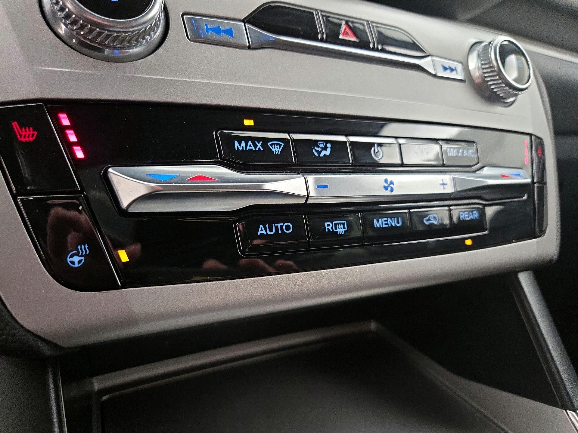 Thumbnail: 2023 Ford Explorer - 17