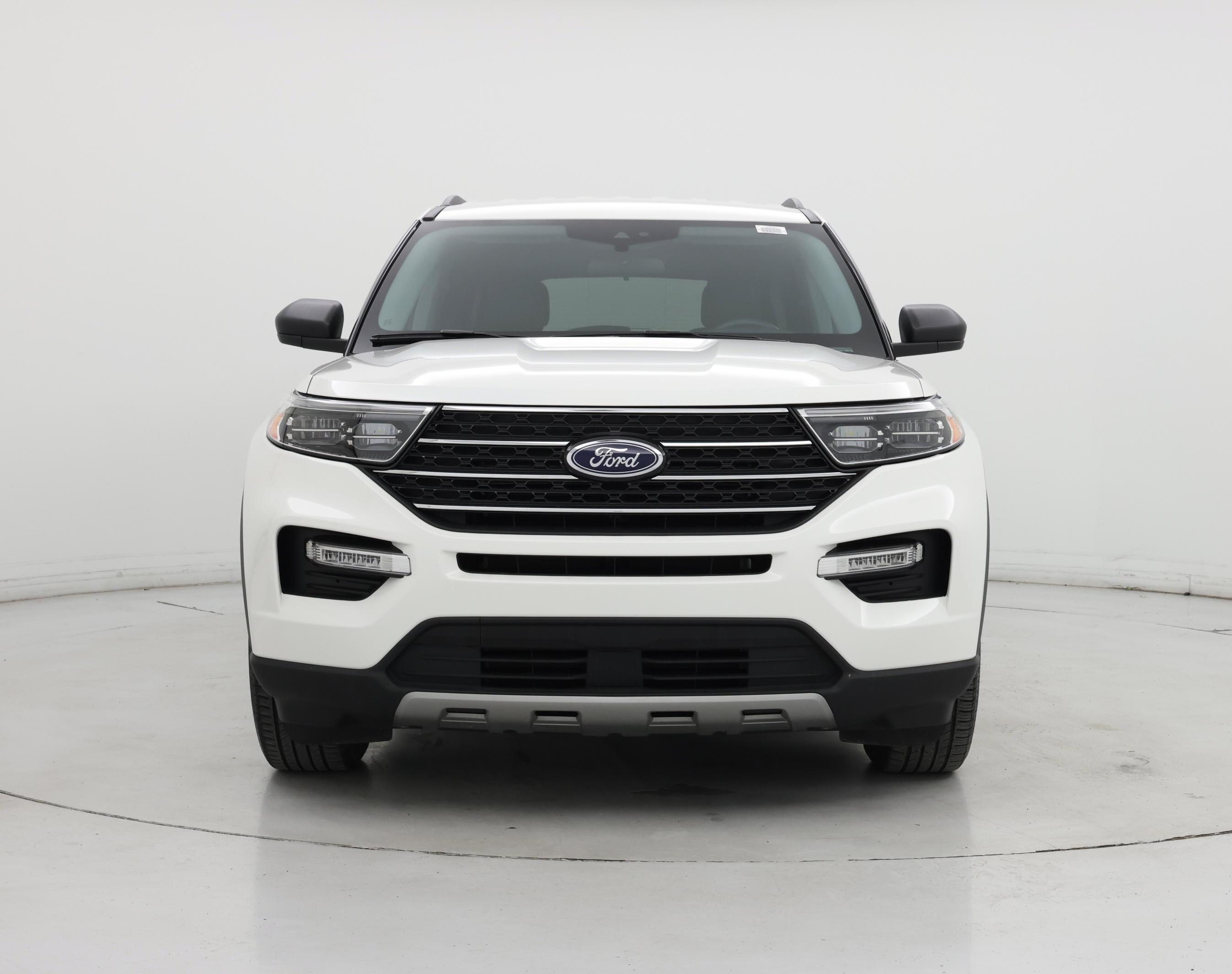 Thumbnail: 2023 Ford Explorer - 5
