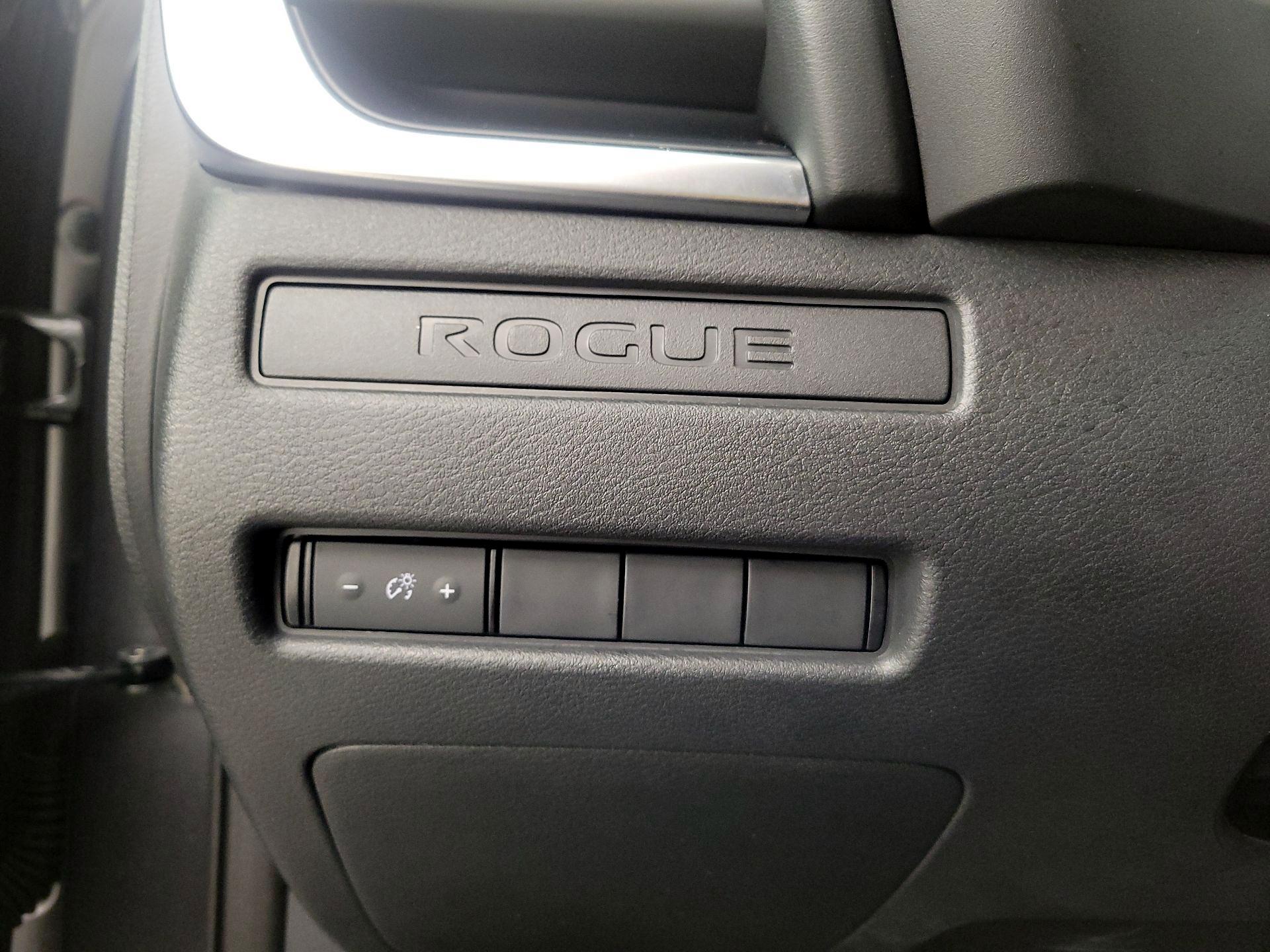 Thumbnail: 2023 Nissan Rogue - 13