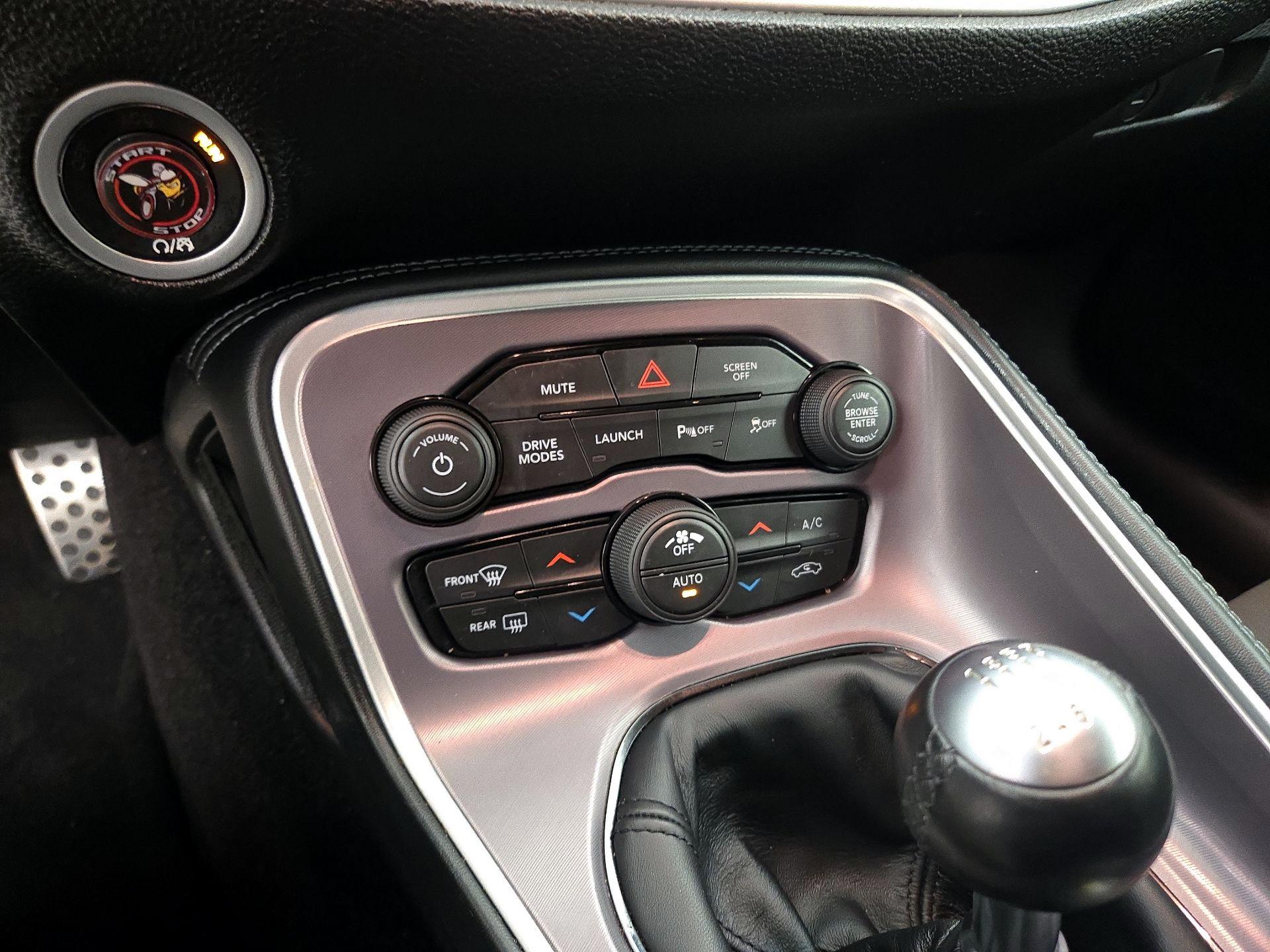 Thumbnail: 2022 Dodge Challenger - 16