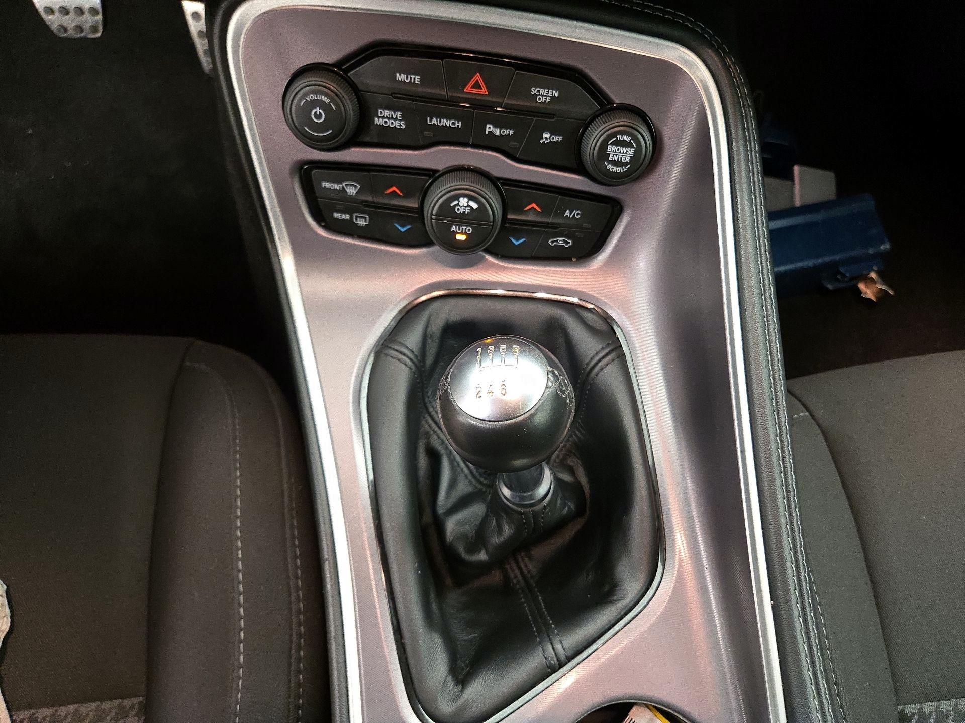 Thumbnail: 2022 Dodge Challenger - 17